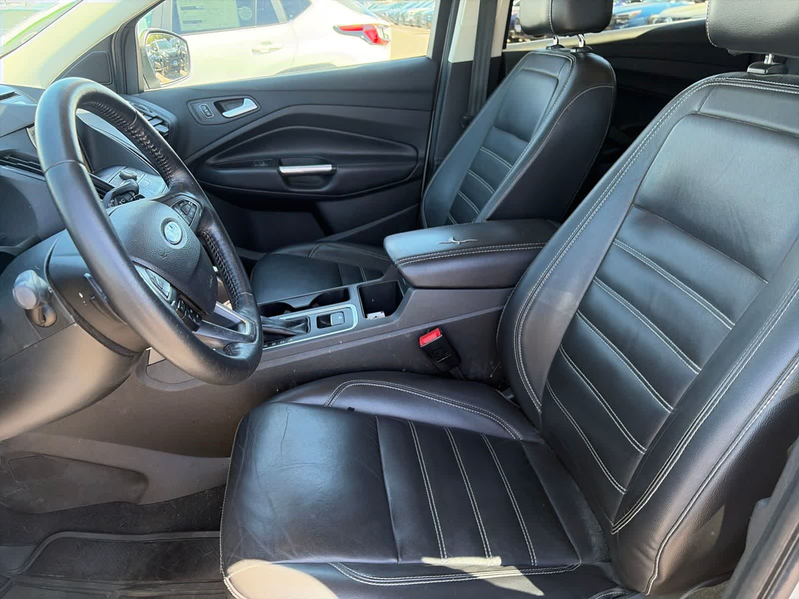 Thumbnail: 2017 Ford Escape - 23