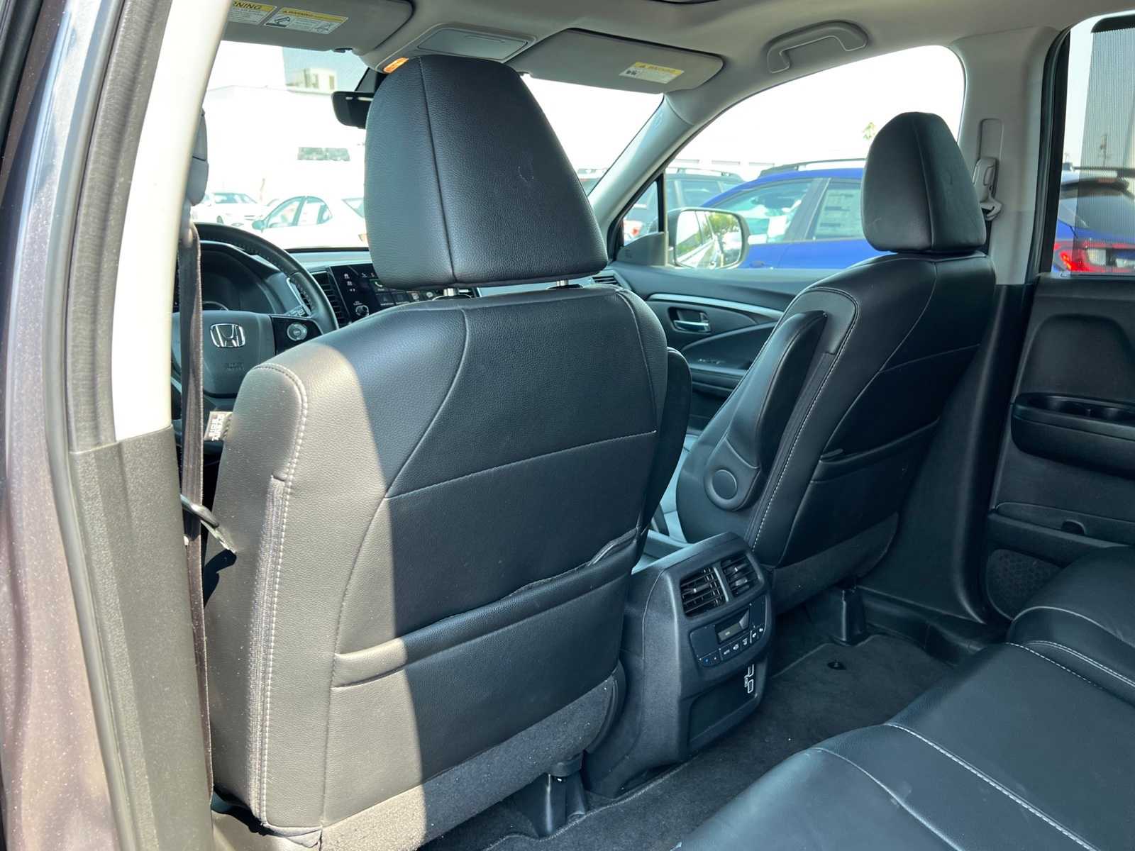 Thumbnail: 2022 Honda Pilot - 18