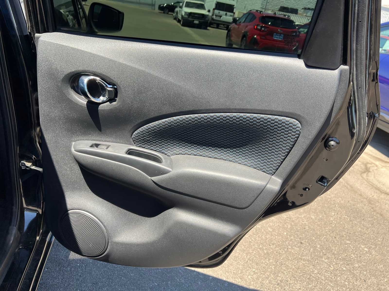 Thumbnail: 2018 Nissan Versa Note - 24