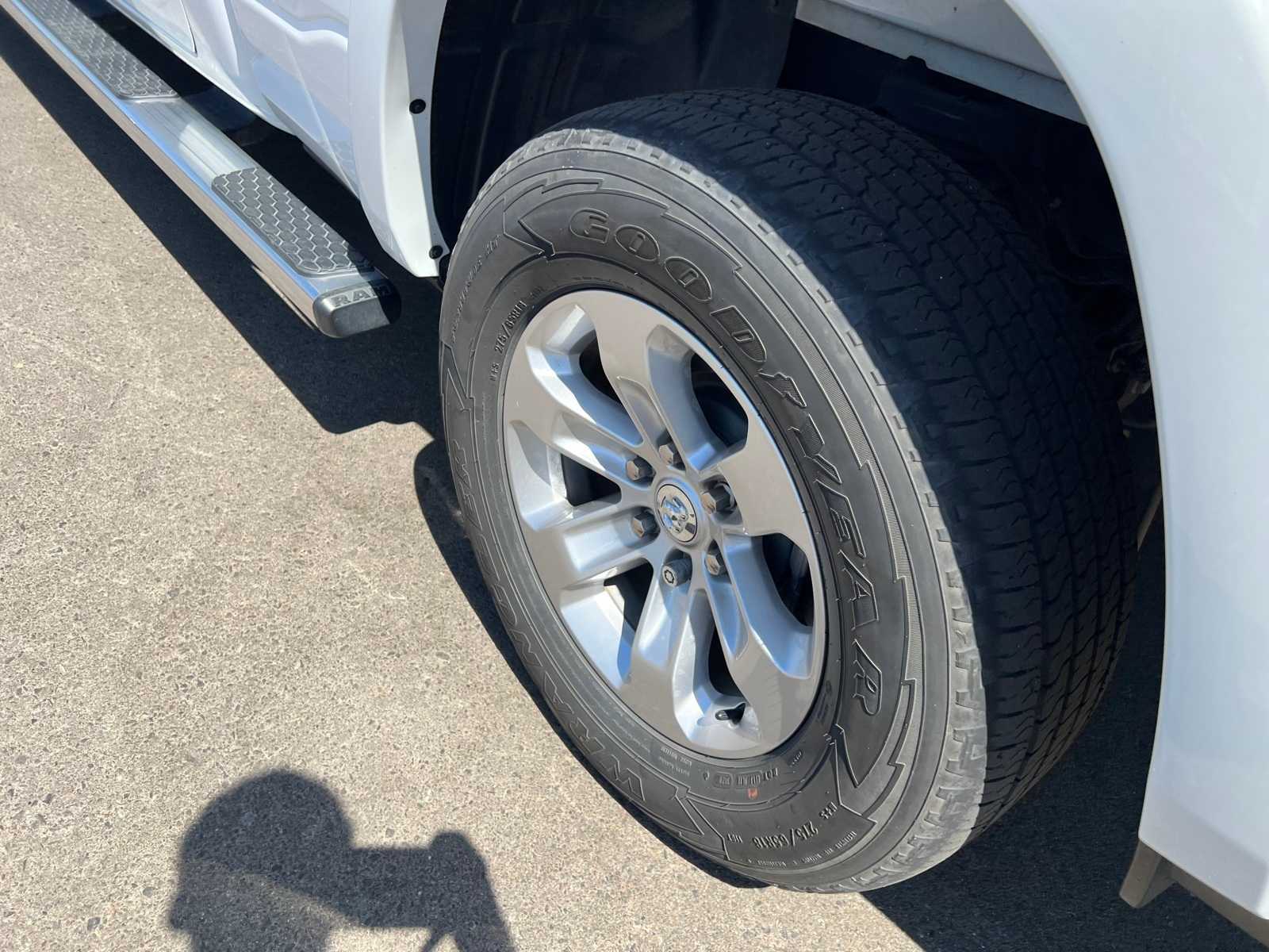 Thumbnail: 2020 RAM 1500 - 17