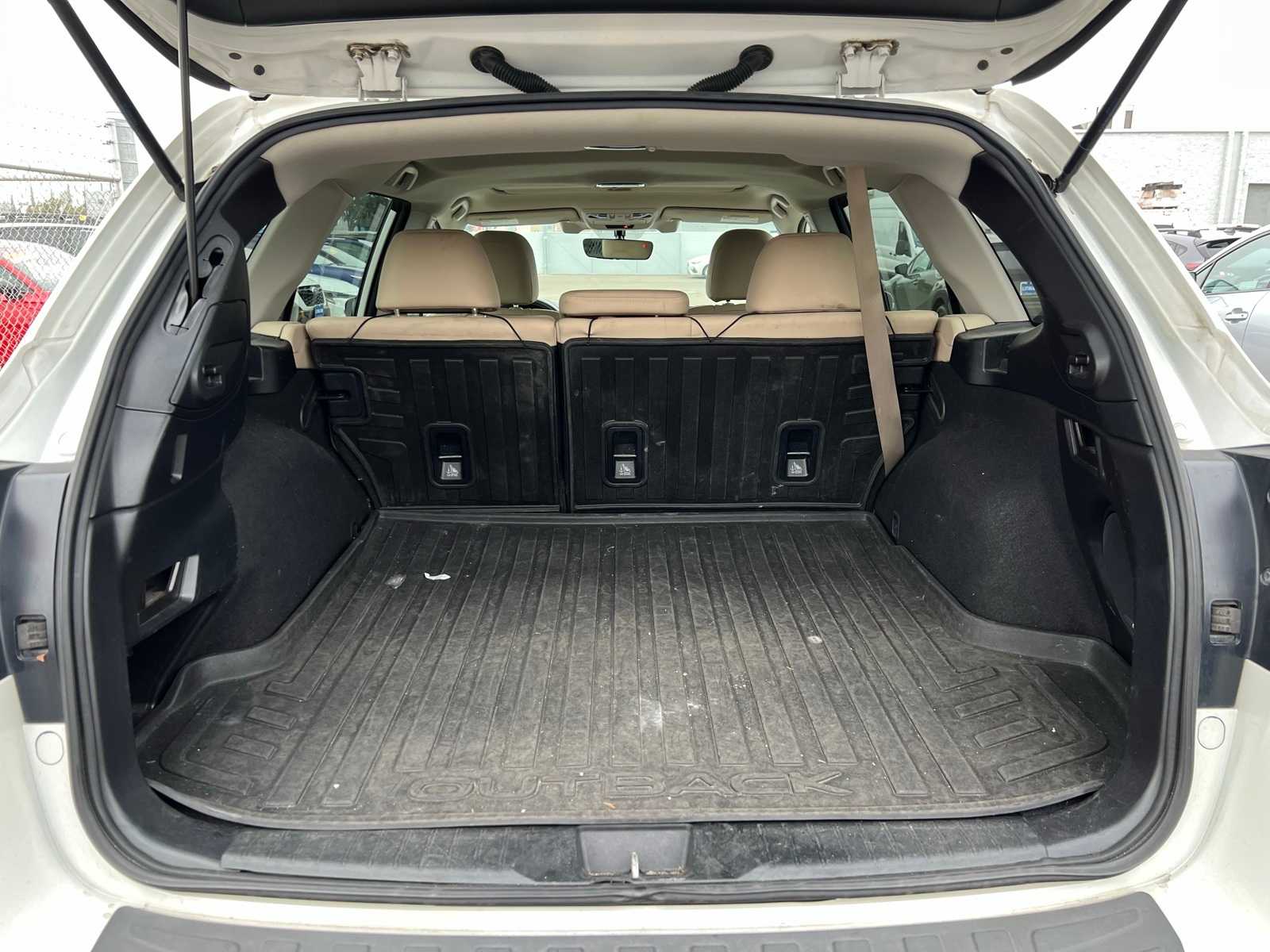 Thumbnail: 2018 Subaru Outback - 8