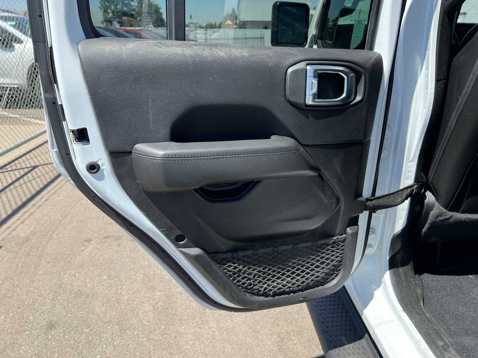 Thumbnail: 2021 Jeep Wrangler - 19