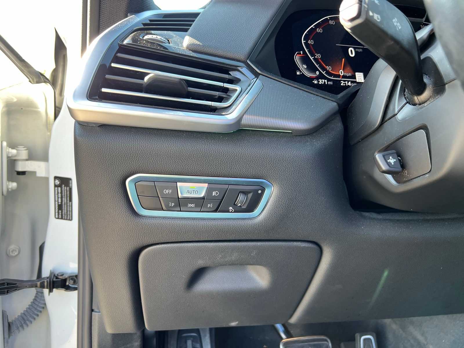 Thumbnail: 2022 BMW X6 - 29