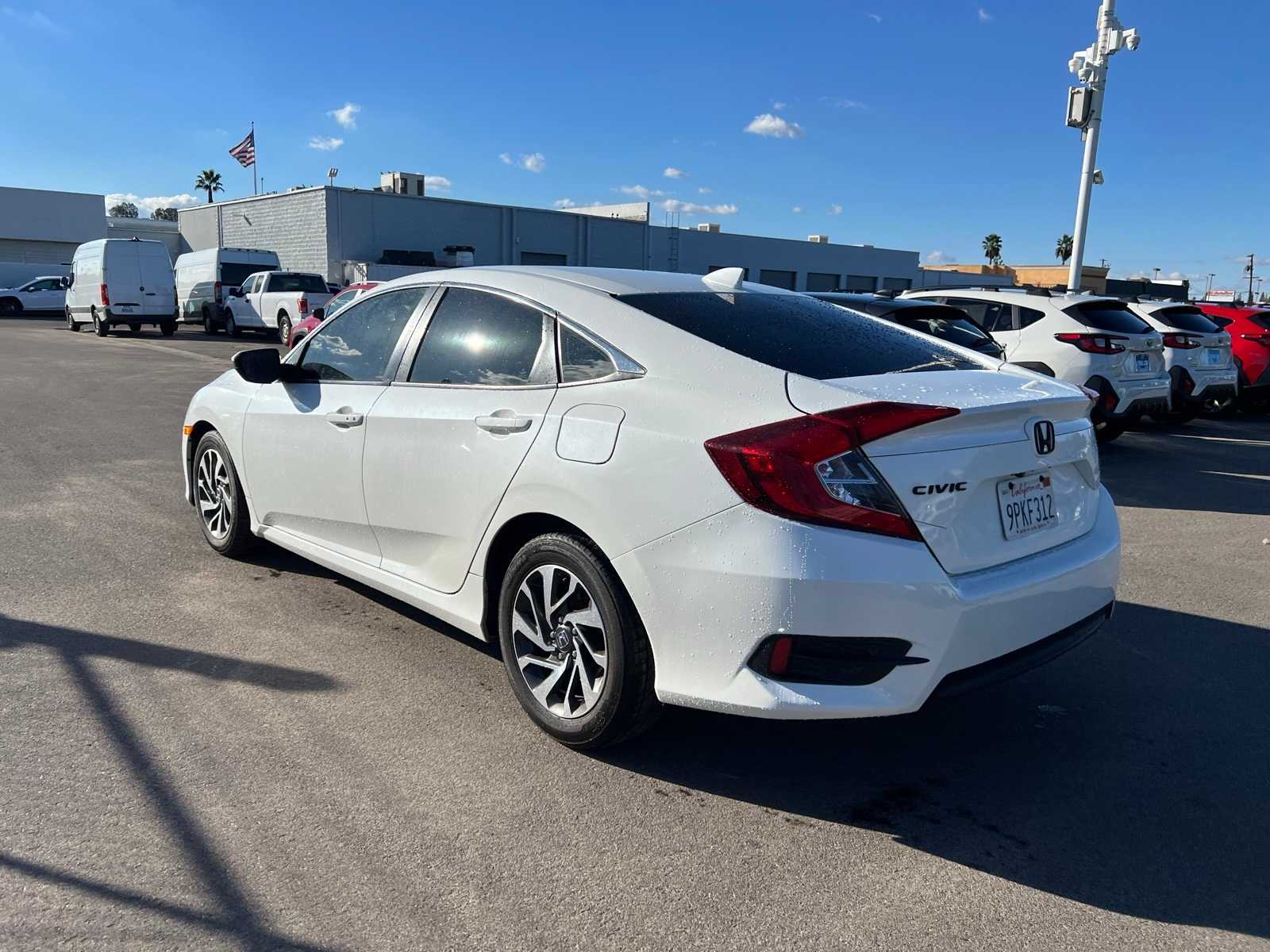 Thumbnail: 2018 Honda Civic - 3