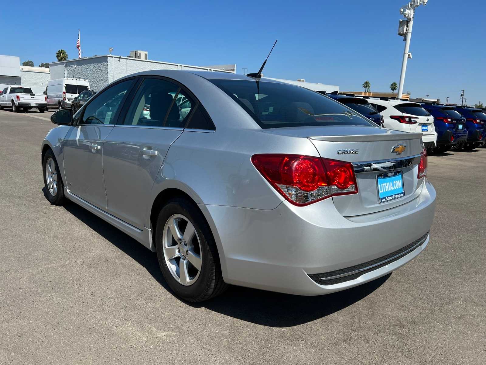 Thumbnail: 2014 Chevrolet Cruze - 3