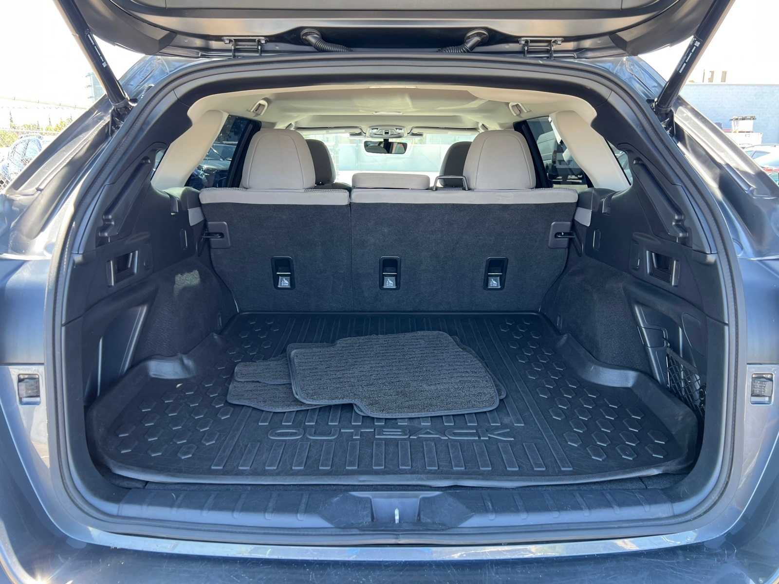 2023 Subaru Outback Premium 8