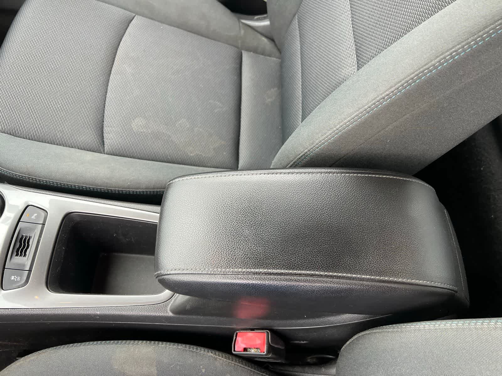 Thumbnail: 2016 Chevrolet Cruze - 40