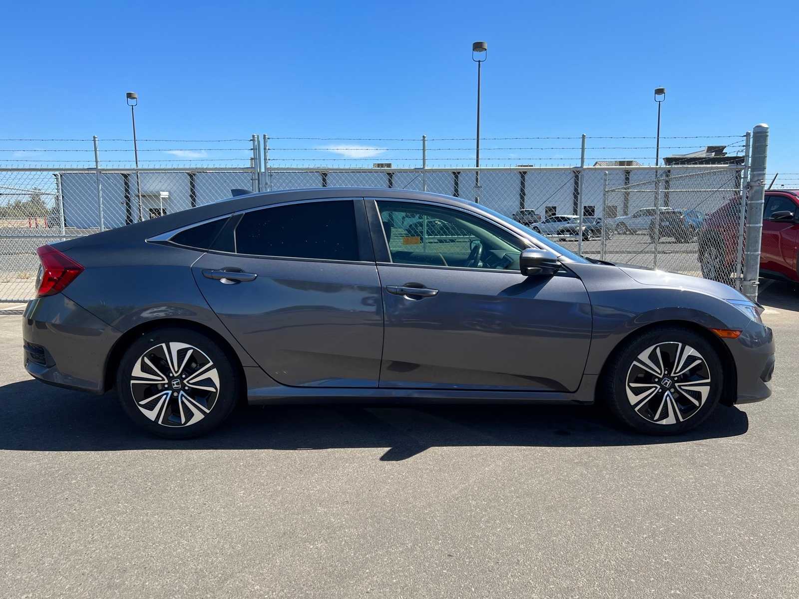 Thumbnail: 2018 Honda Civic - 9