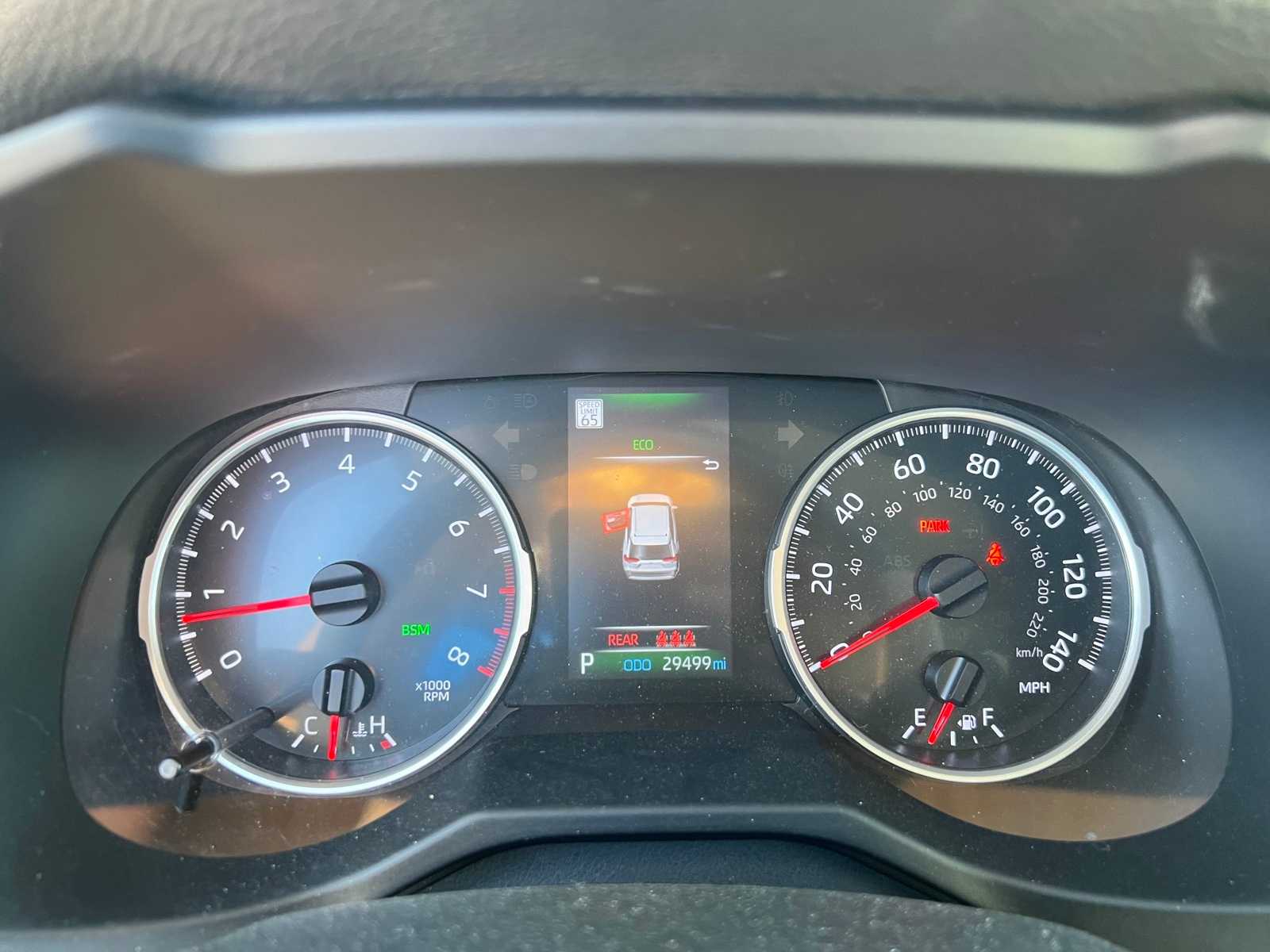 Thumbnail: 2021 Toyota RAV4 - 34
