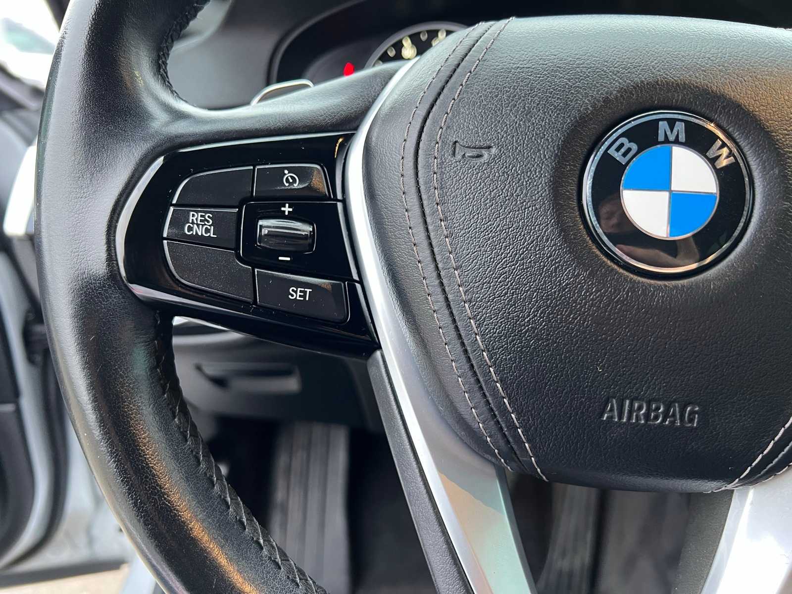 Thumbnail: 2018 BMW 5 Series - 34