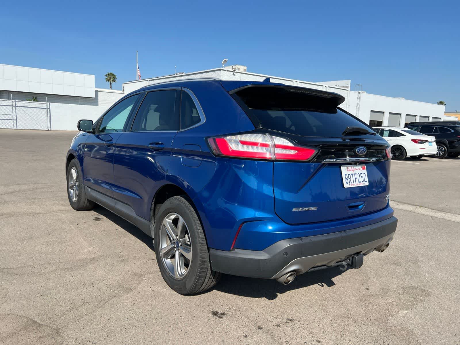 Thumbnail: 2020 Ford Edge - 3