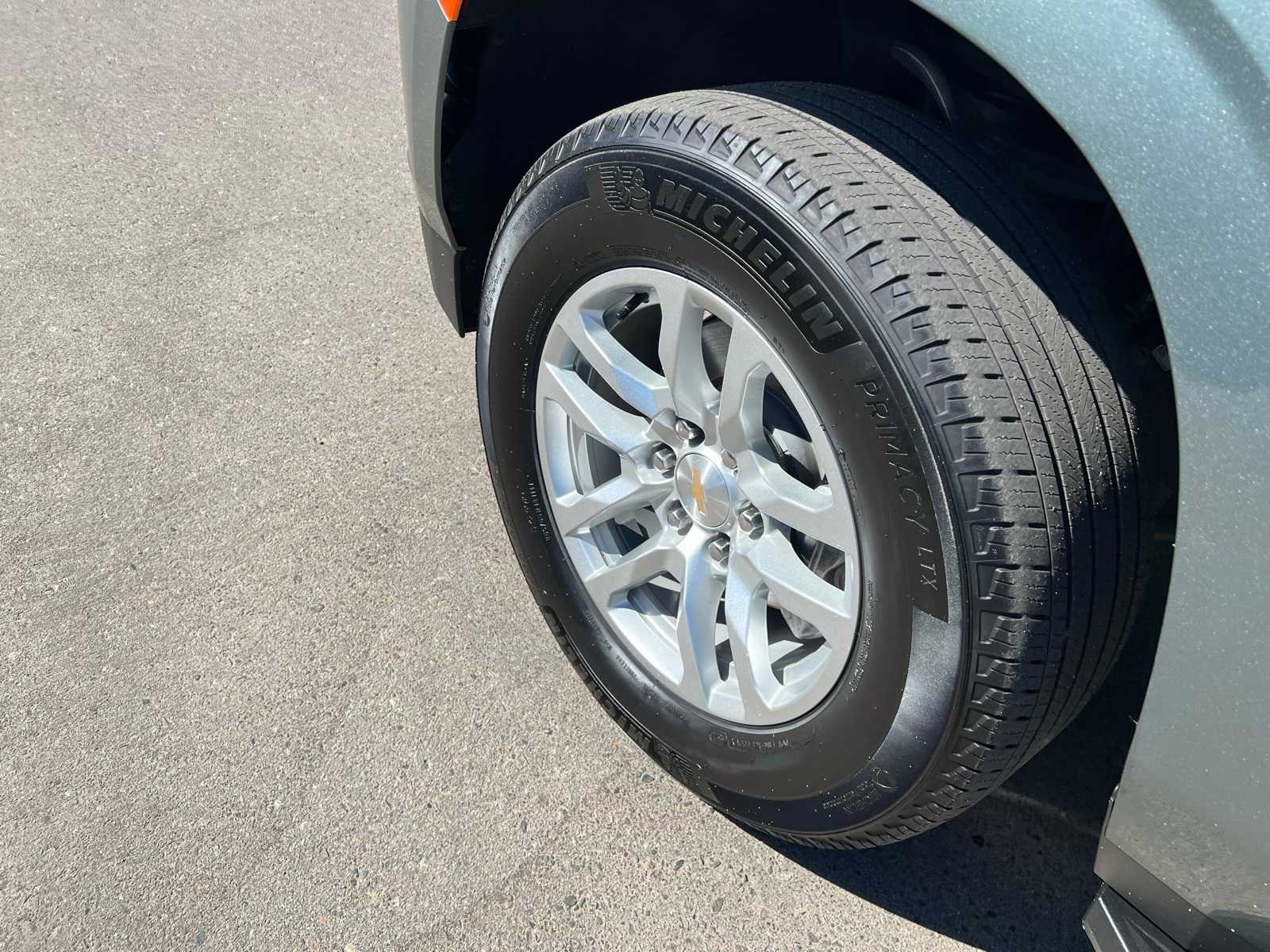 Thumbnail: 2024 Chevrolet Suburban - 12