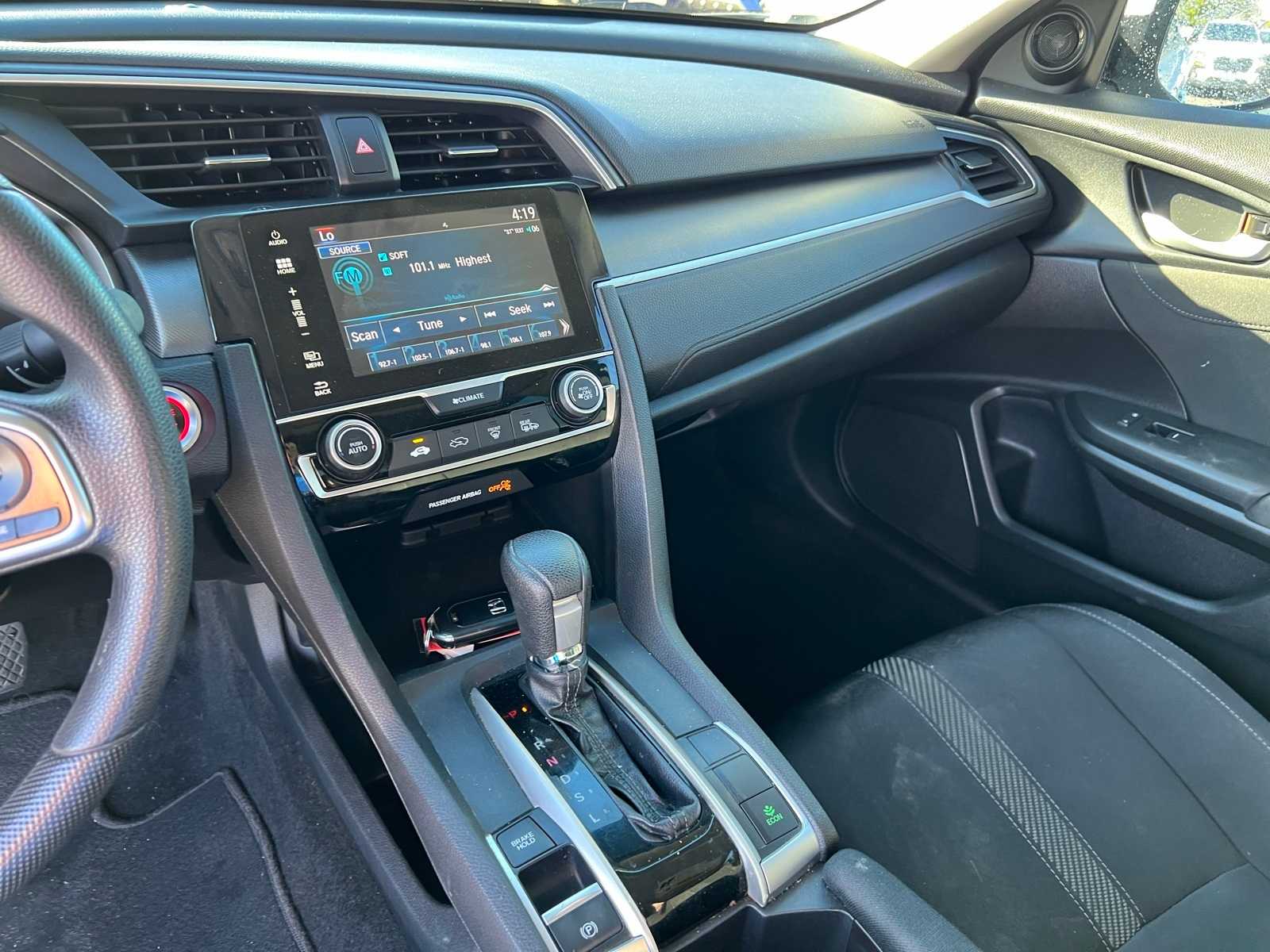 Thumbnail: 2018 Honda Civic - 31