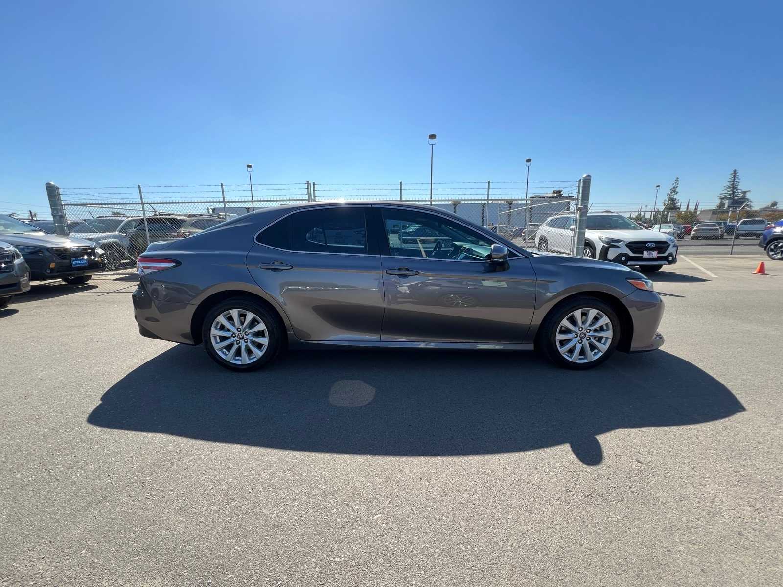 Thumbnail: 2018 Toyota Camry - 9