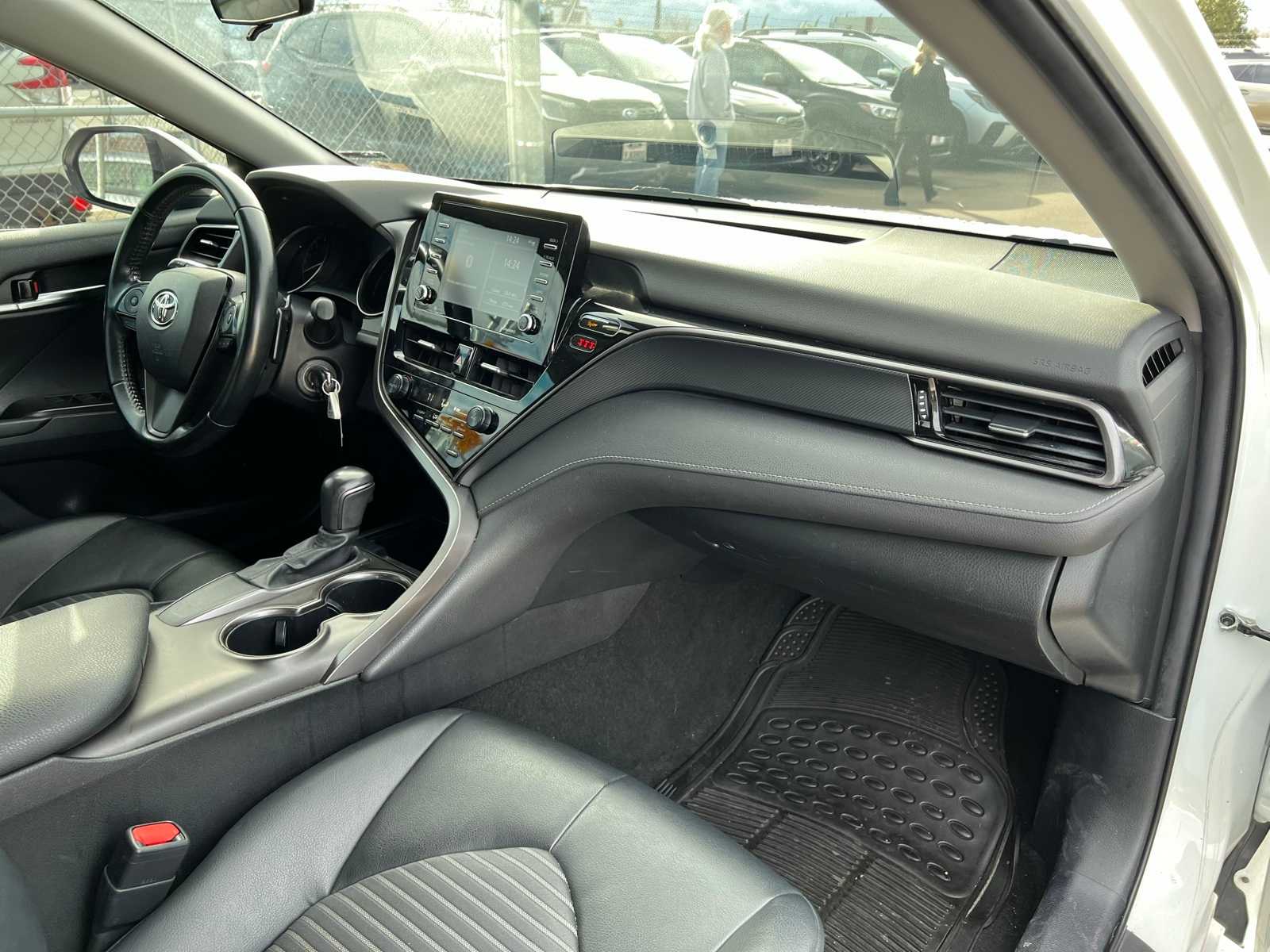 Thumbnail: 2021 Toyota Camry - 25