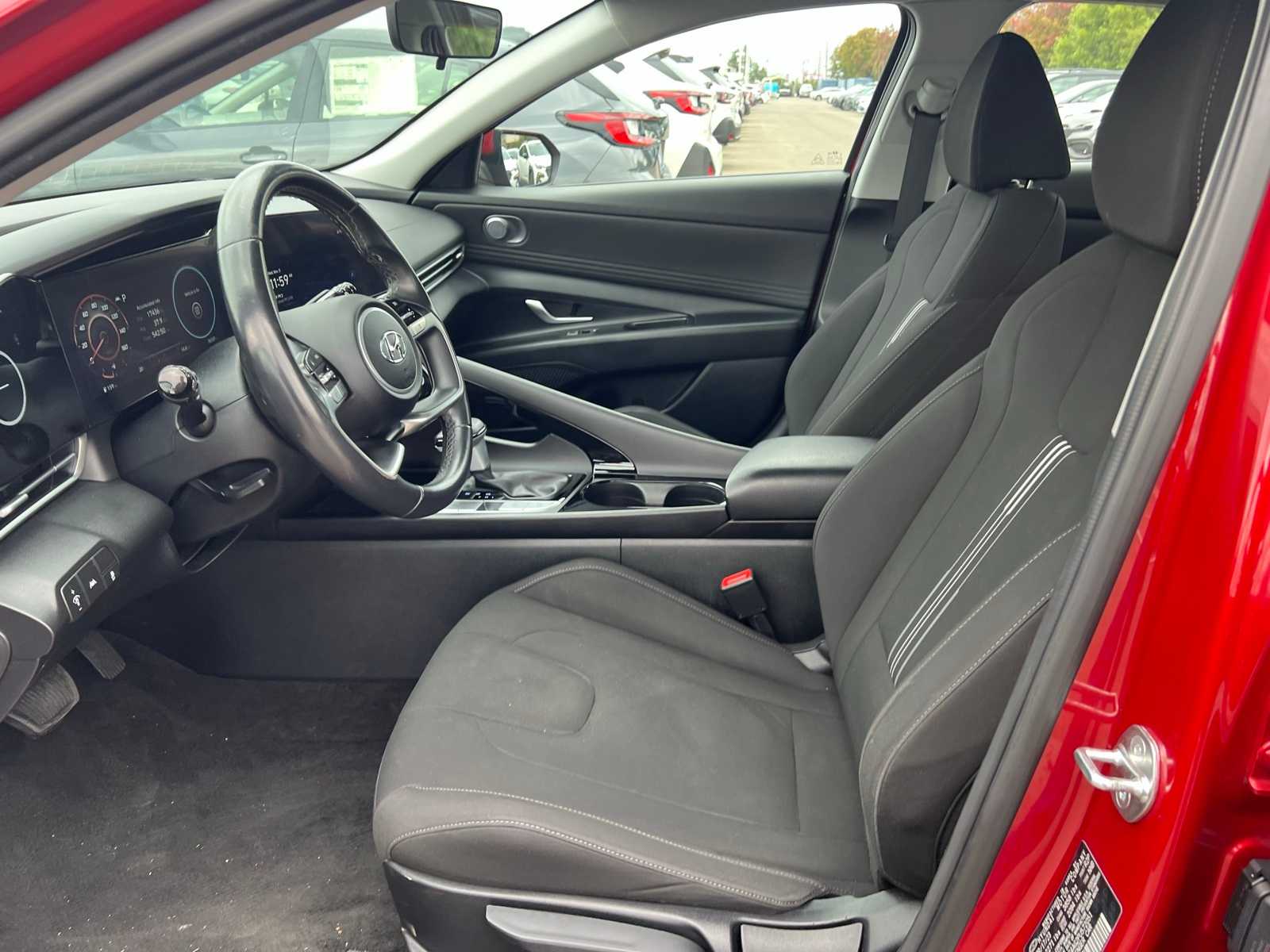 Thumbnail: 2023 Hyundai Elantra - 14