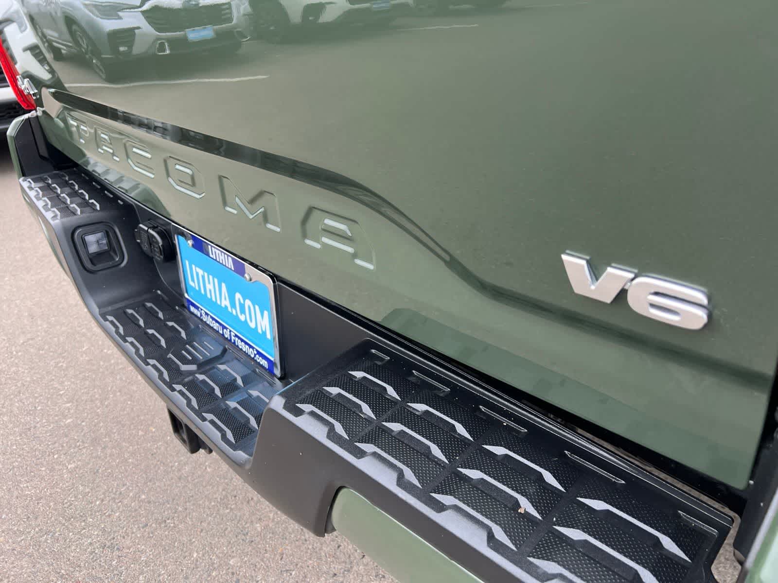 Thumbnail: 2021 Toyota Tacoma - 7