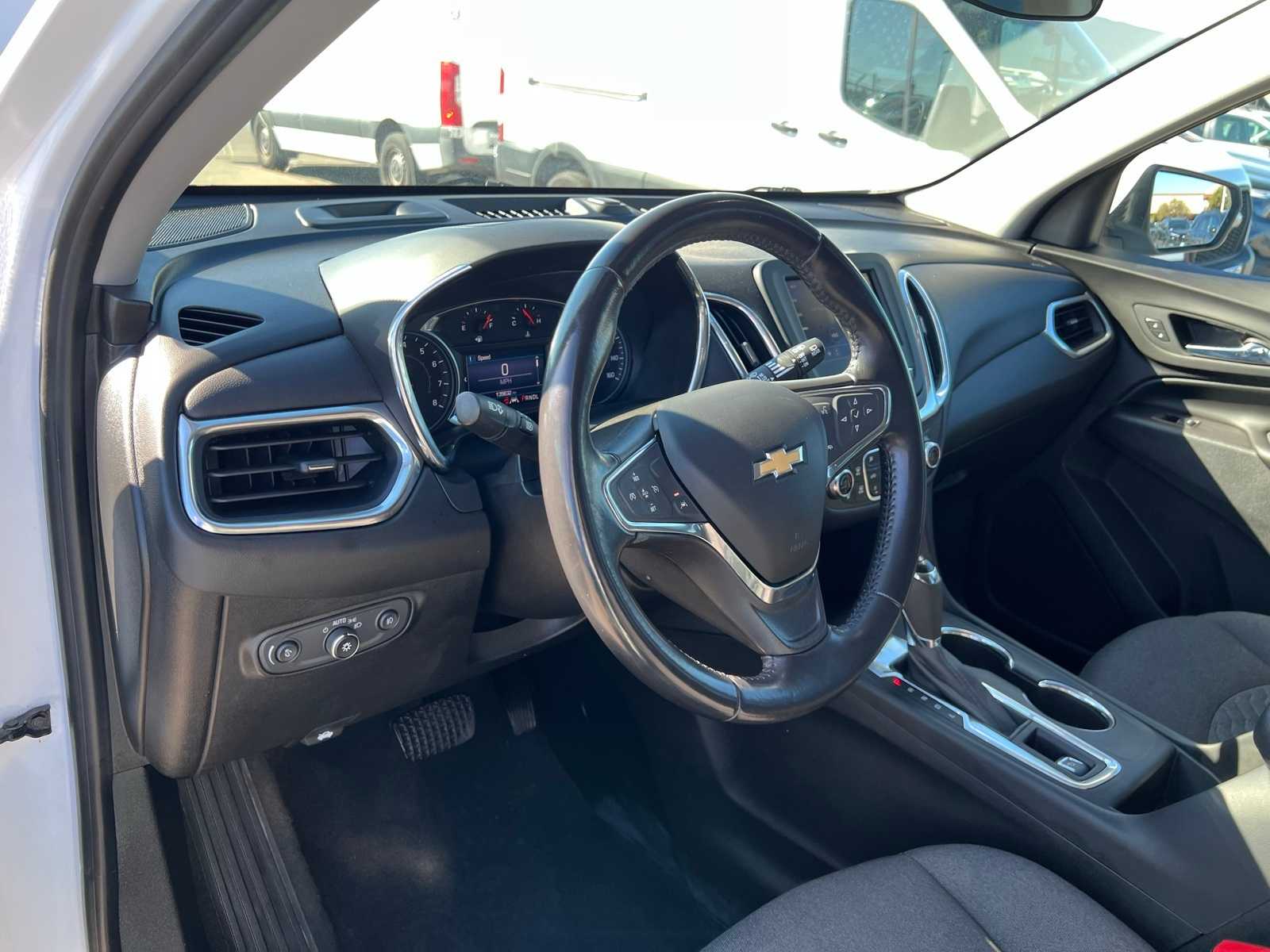 Thumbnail: 2020 Chevrolet Equinox - 14