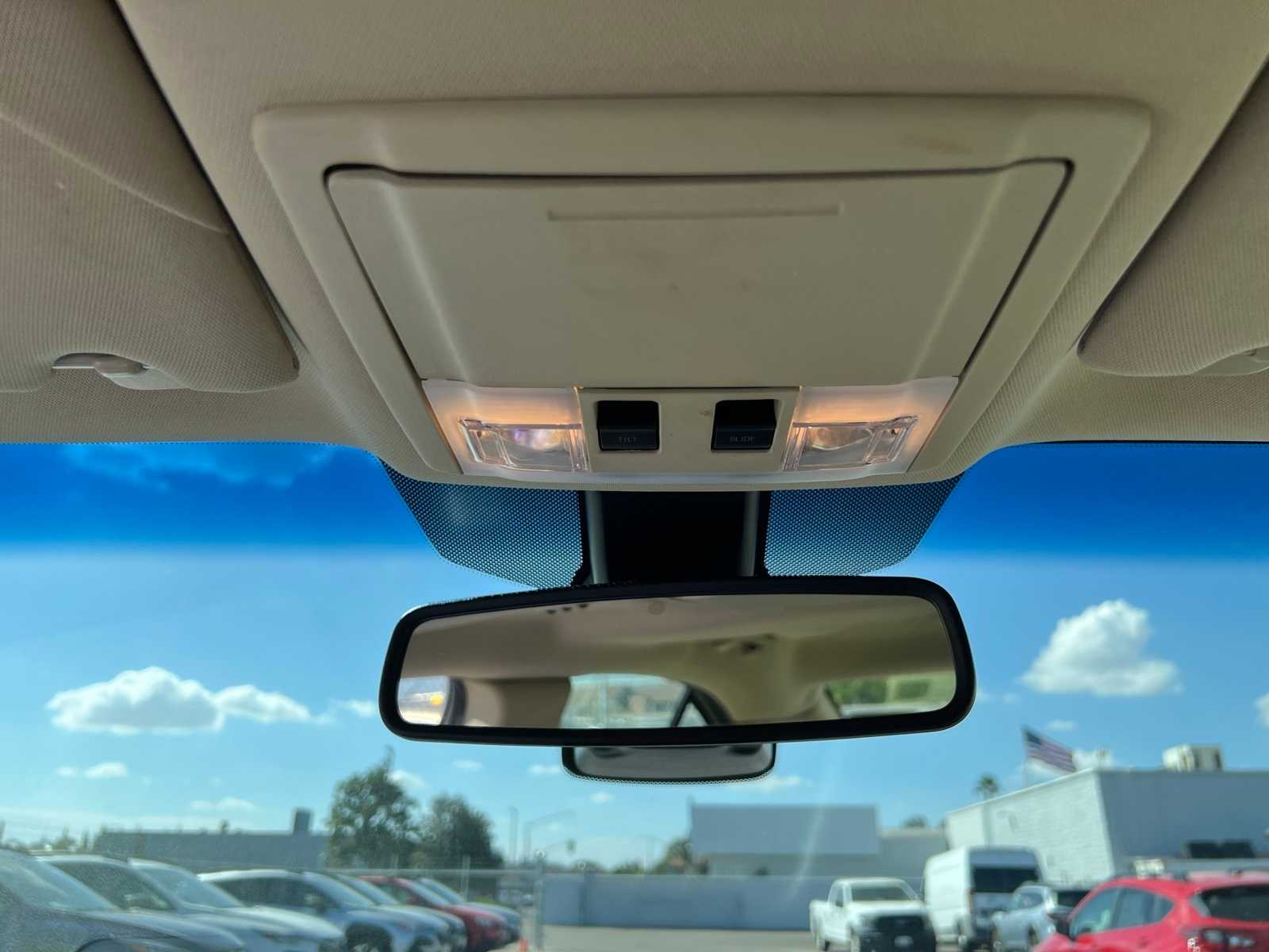 Thumbnail: 2019 Ford Taurus - 33