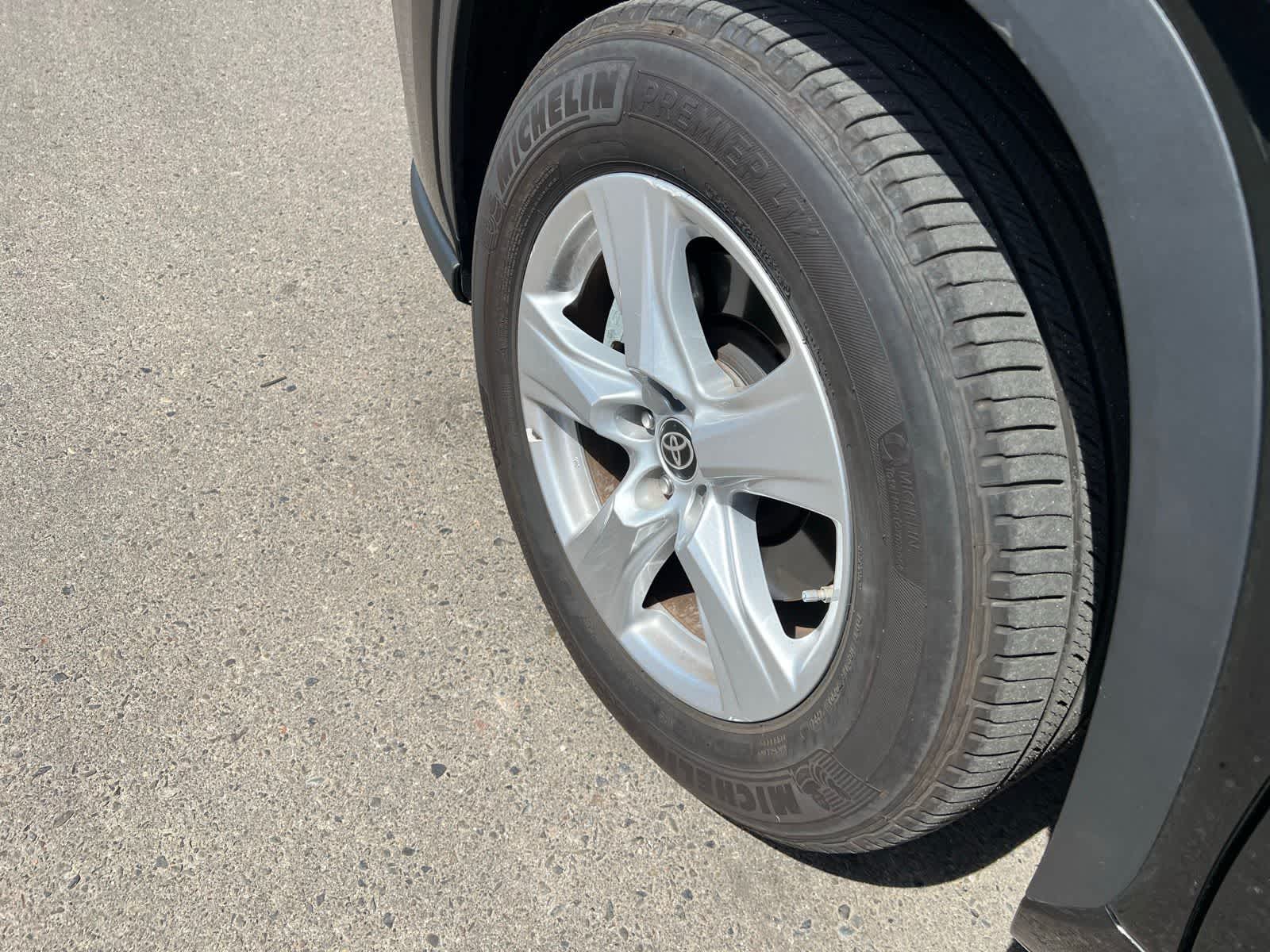 Thumbnail: 2025 Toyota Highlander - 13