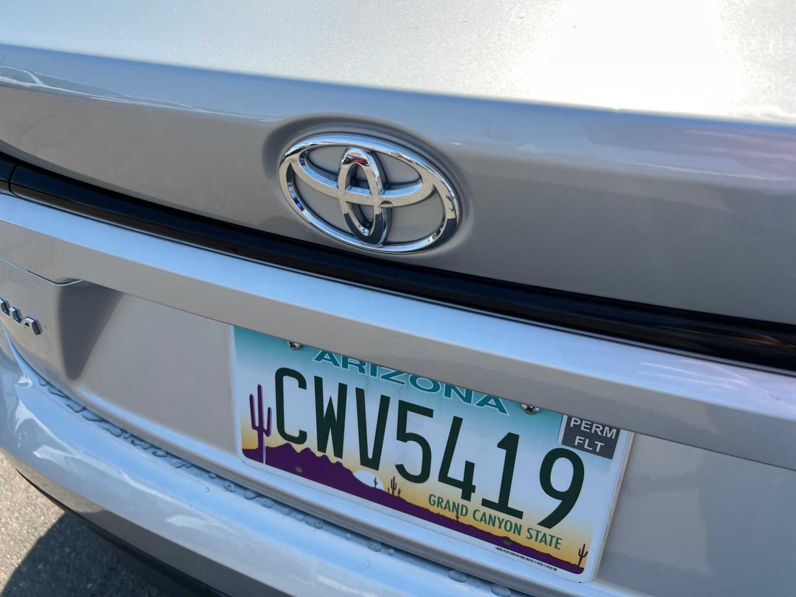 Thumbnail: 2023 Toyota Corolla - 6