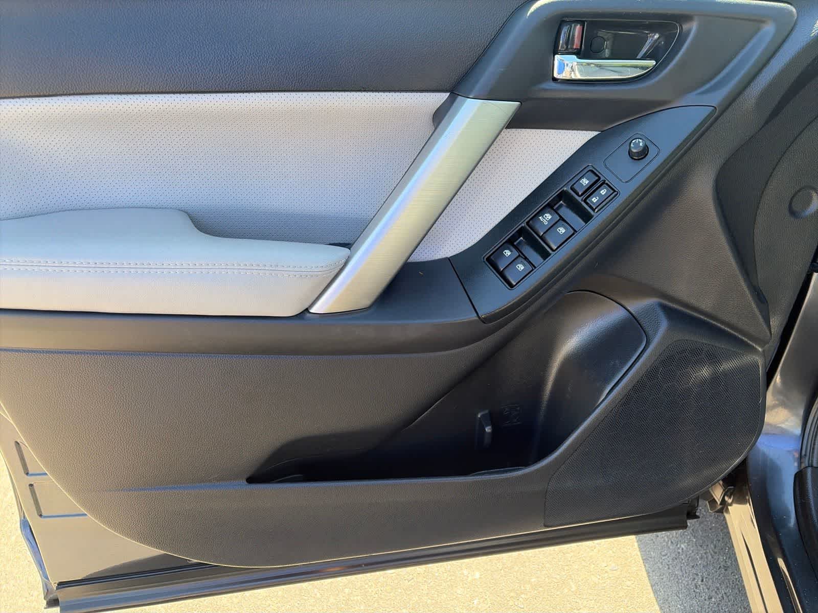 Thumbnail: 2015 Subaru Forester - 25