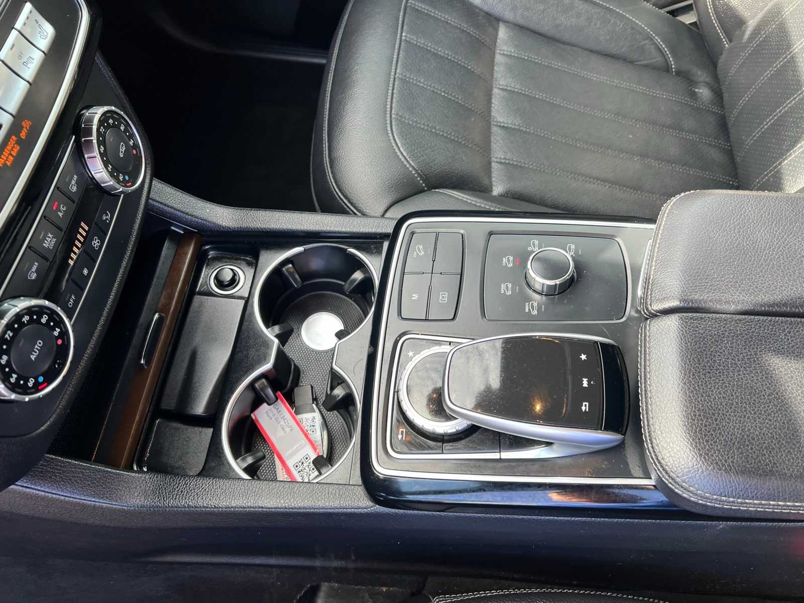 Thumbnail: 2016 Mercedes-Benz GLE - 39