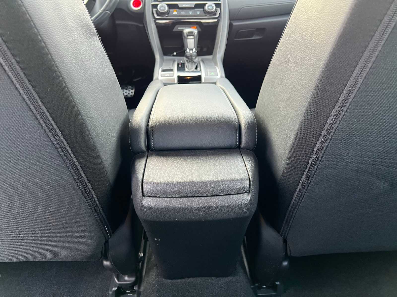 Thumbnail: 2019 Honda Civic - 32