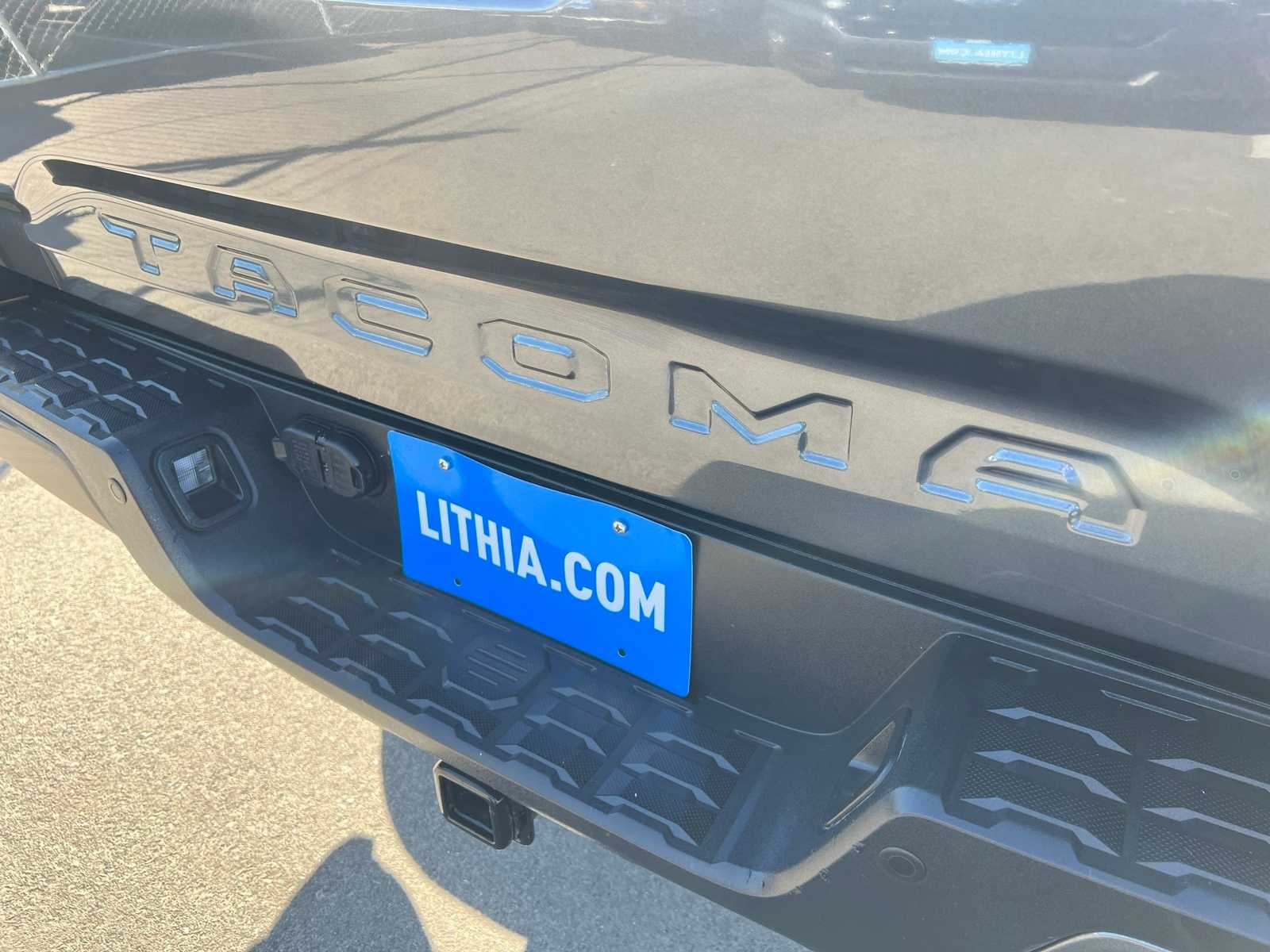 Thumbnail: 2023 Toyota Tacoma - 6