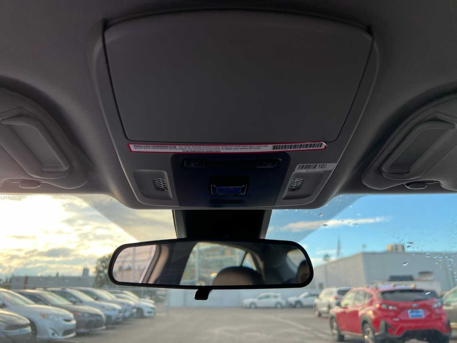 Thumbnail: 2023 Toyota Camry - 32