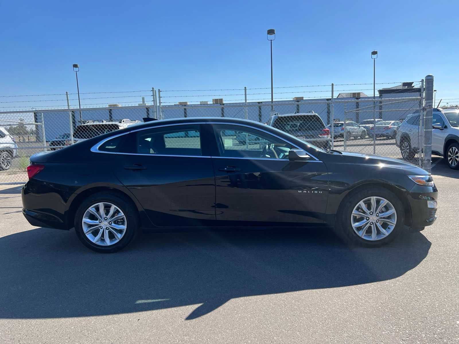 Thumbnail: 2023 Chevrolet Malibu - 10