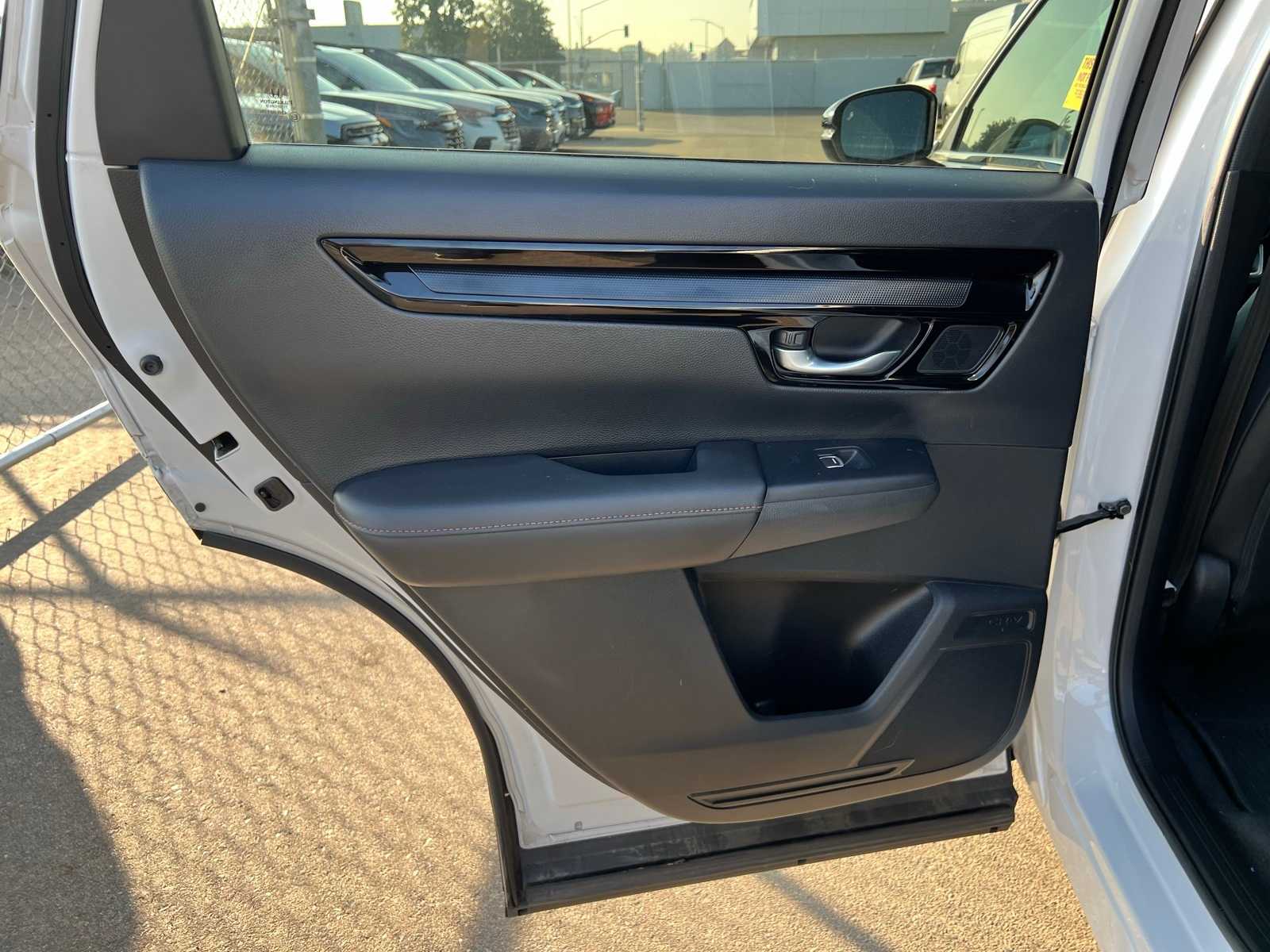 Thumbnail: 2023 Honda CR-V - 20