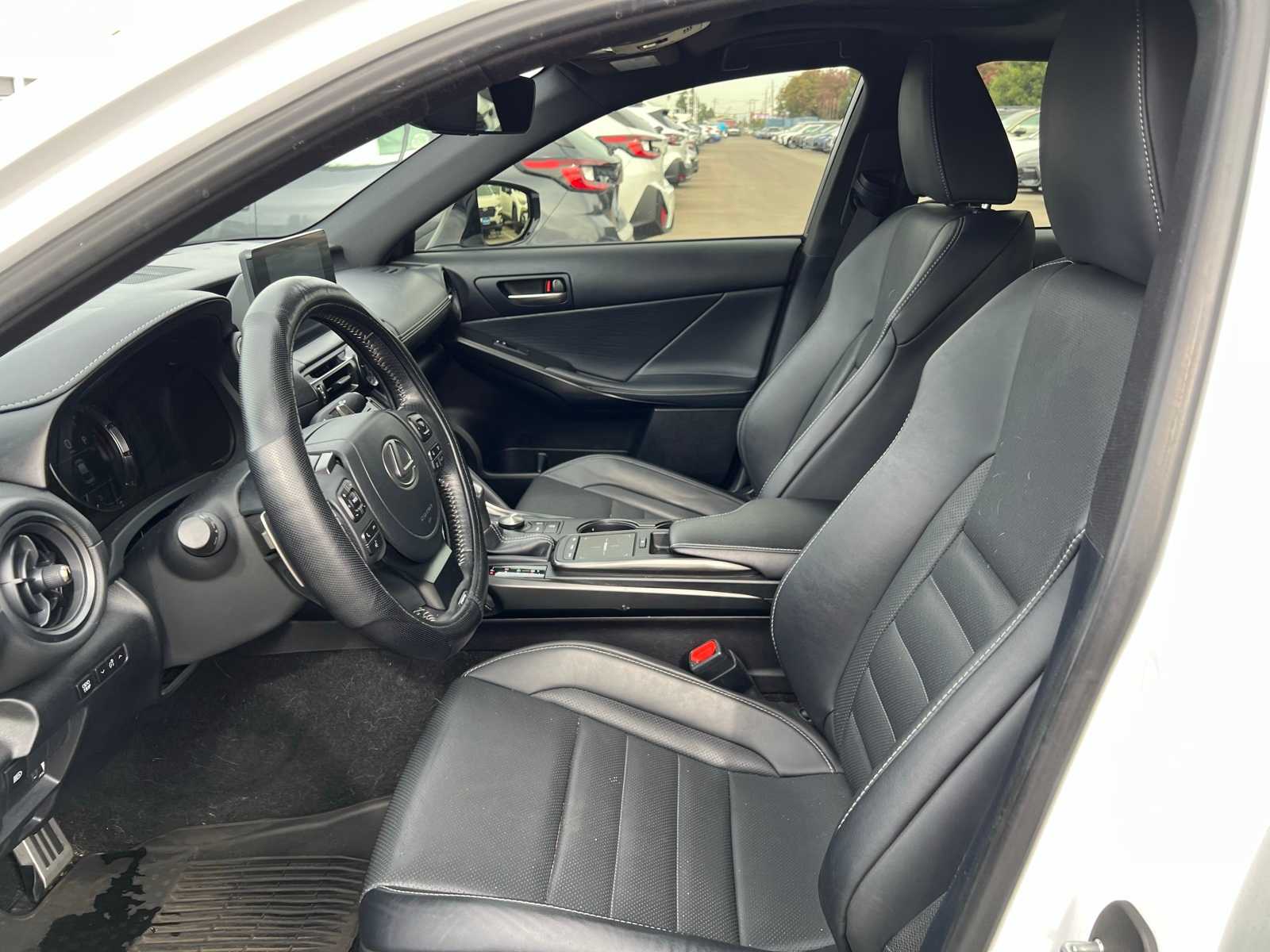 Thumbnail: 2023 Lexus IS - 13