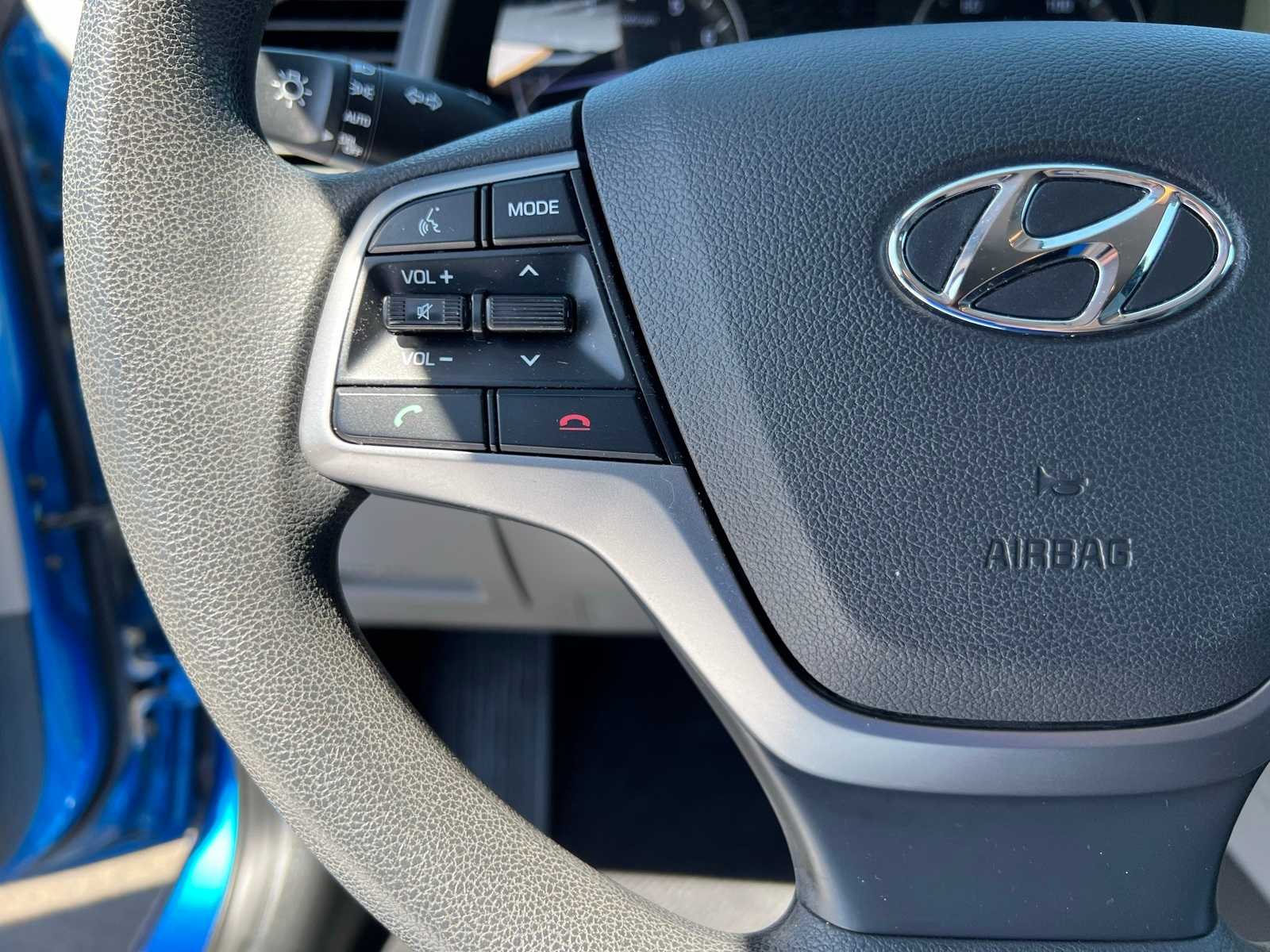 Thumbnail: 2017 Hyundai Elantra - 34