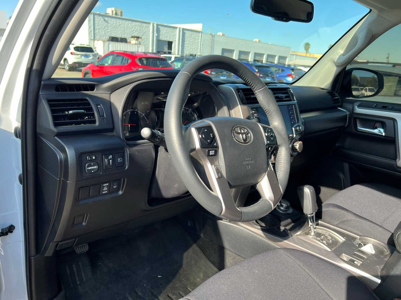 Thumbnail: 2024 Toyota 4Runner - 12