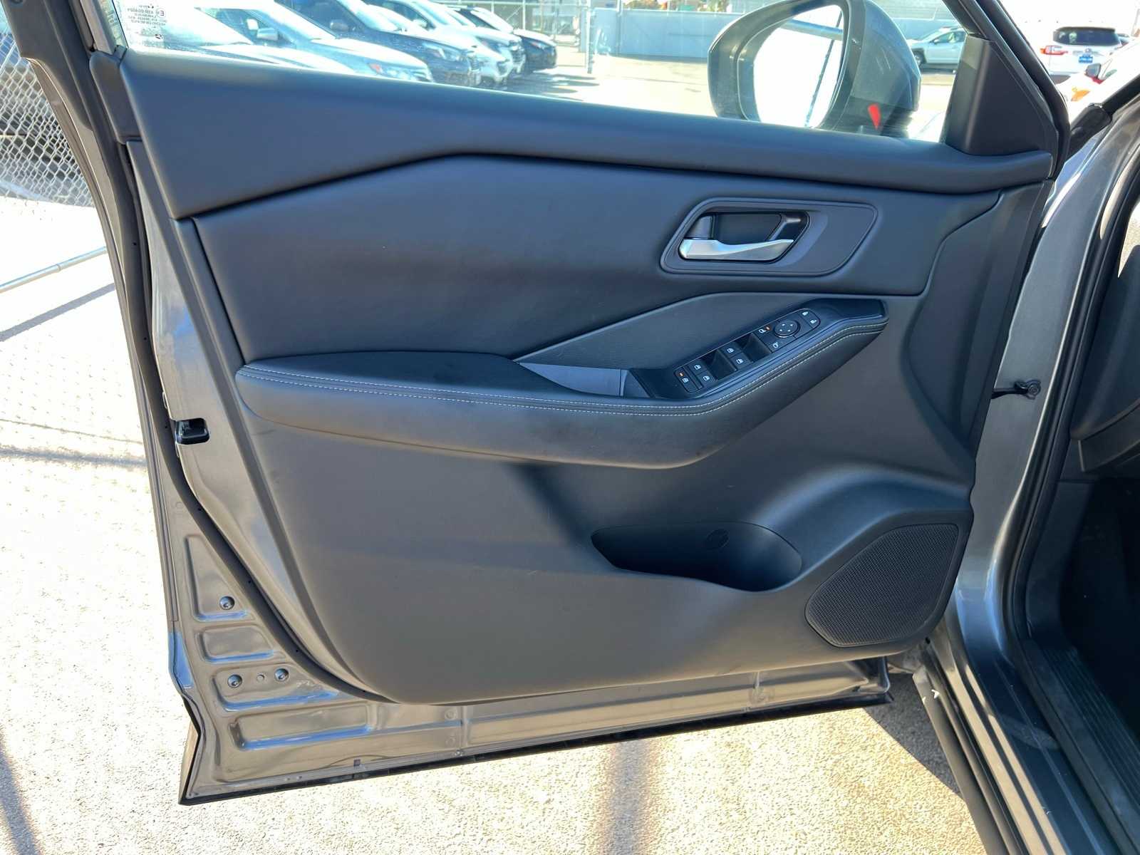 Thumbnail: 2024 Nissan Rogue - 15