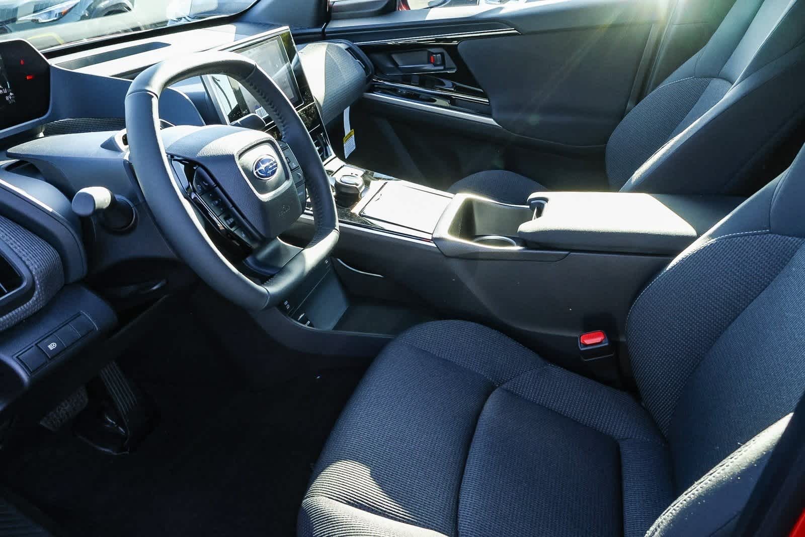 Thumbnail: 2025 Subaru Solterra - 18