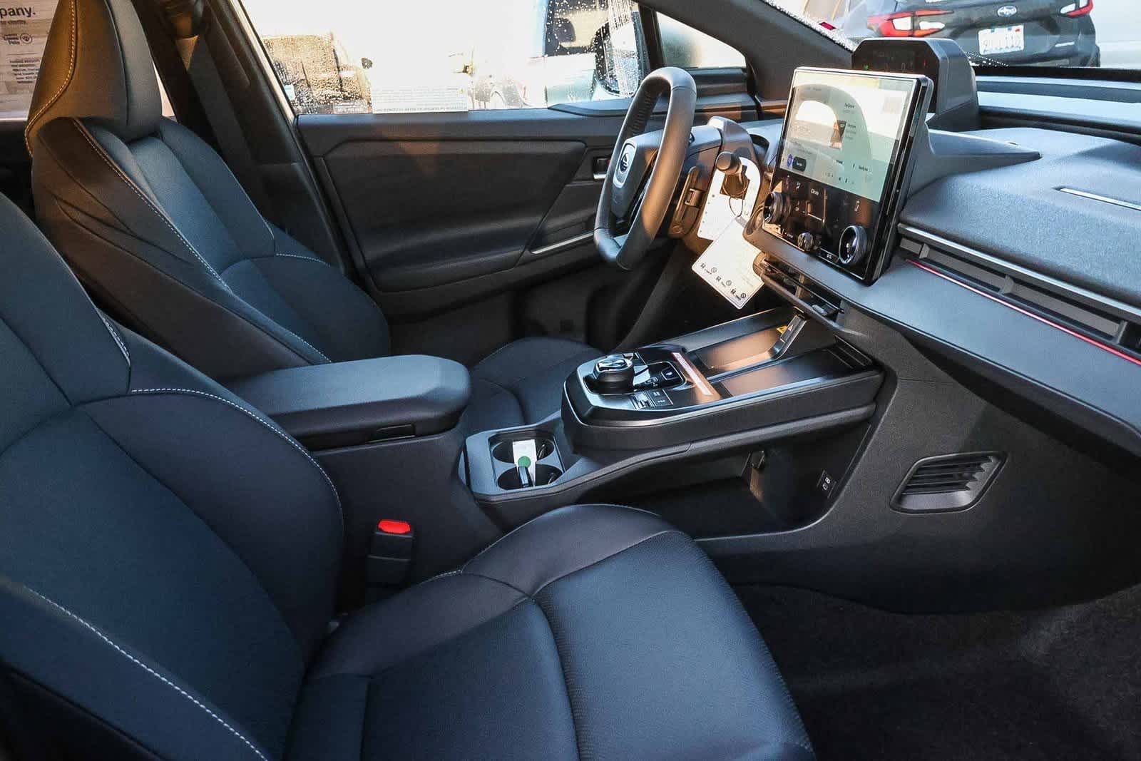 Thumbnail: 2026 Subaru Solterra - 12