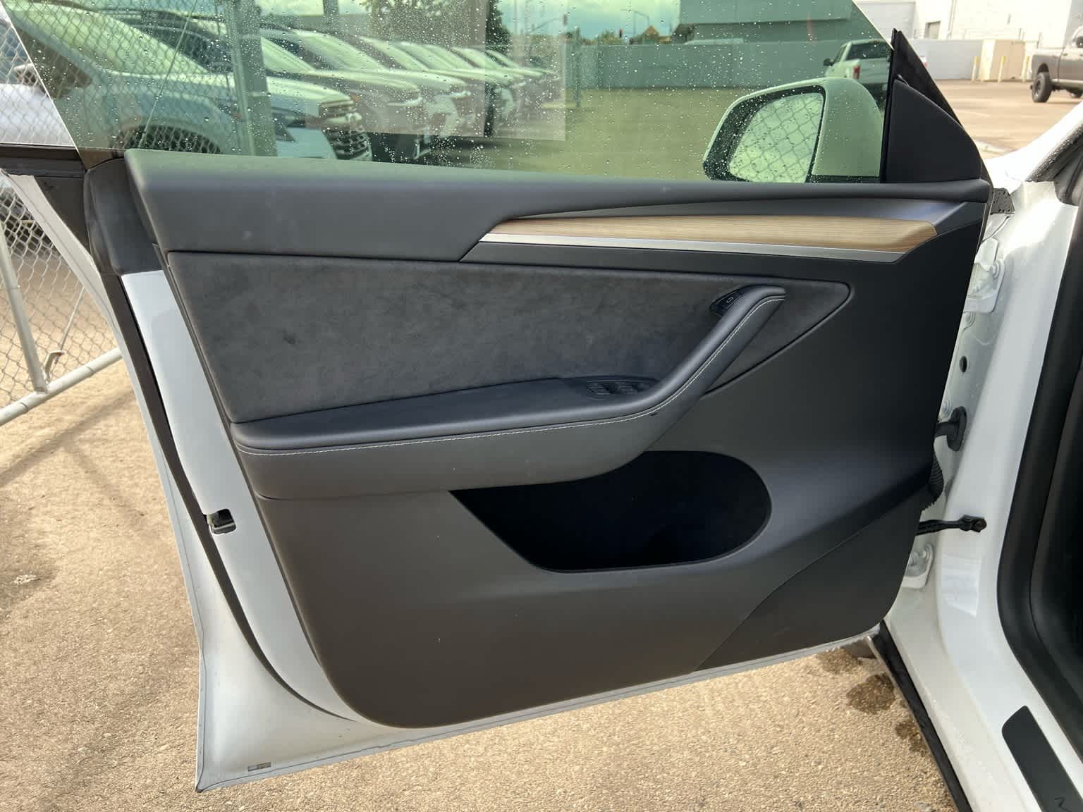 Thumbnail: 2023 Tesla Model Y - 14