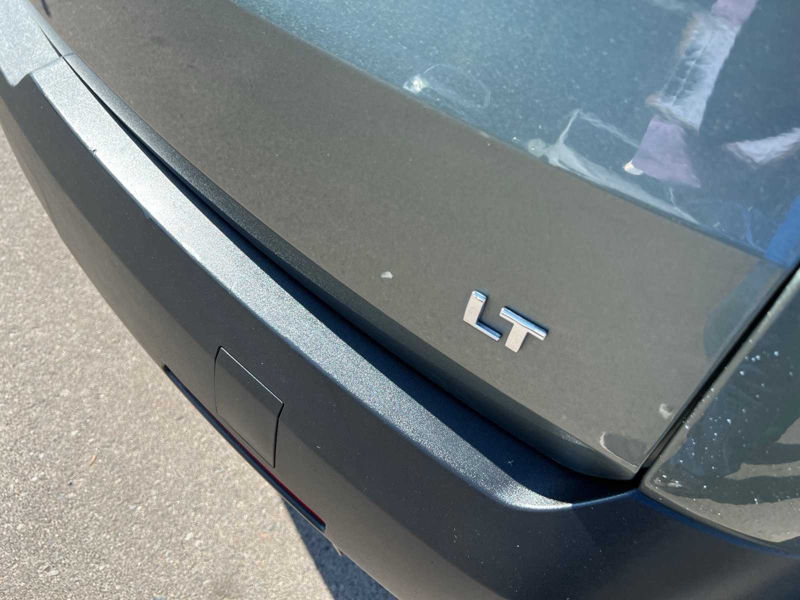 Thumbnail: 2023 Chevrolet Traverse - 7