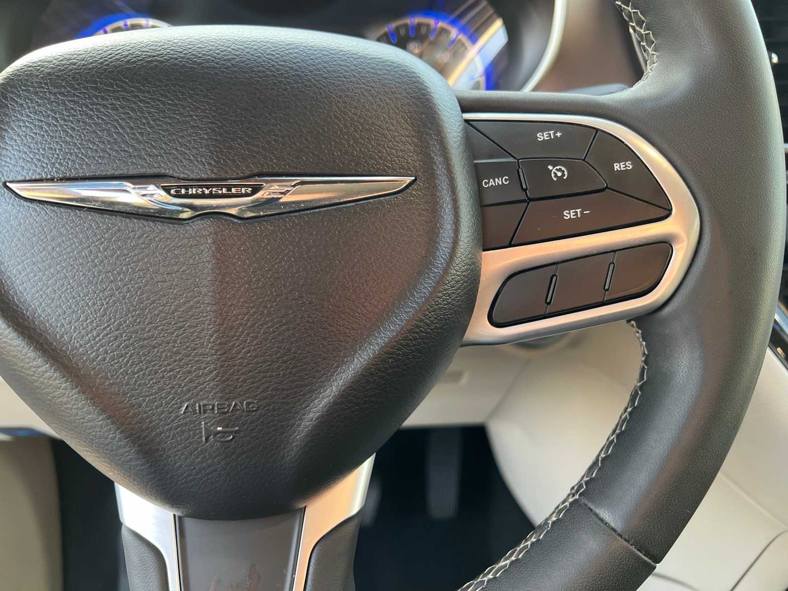 Thumbnail: 2023 Chrysler Voyager - 35