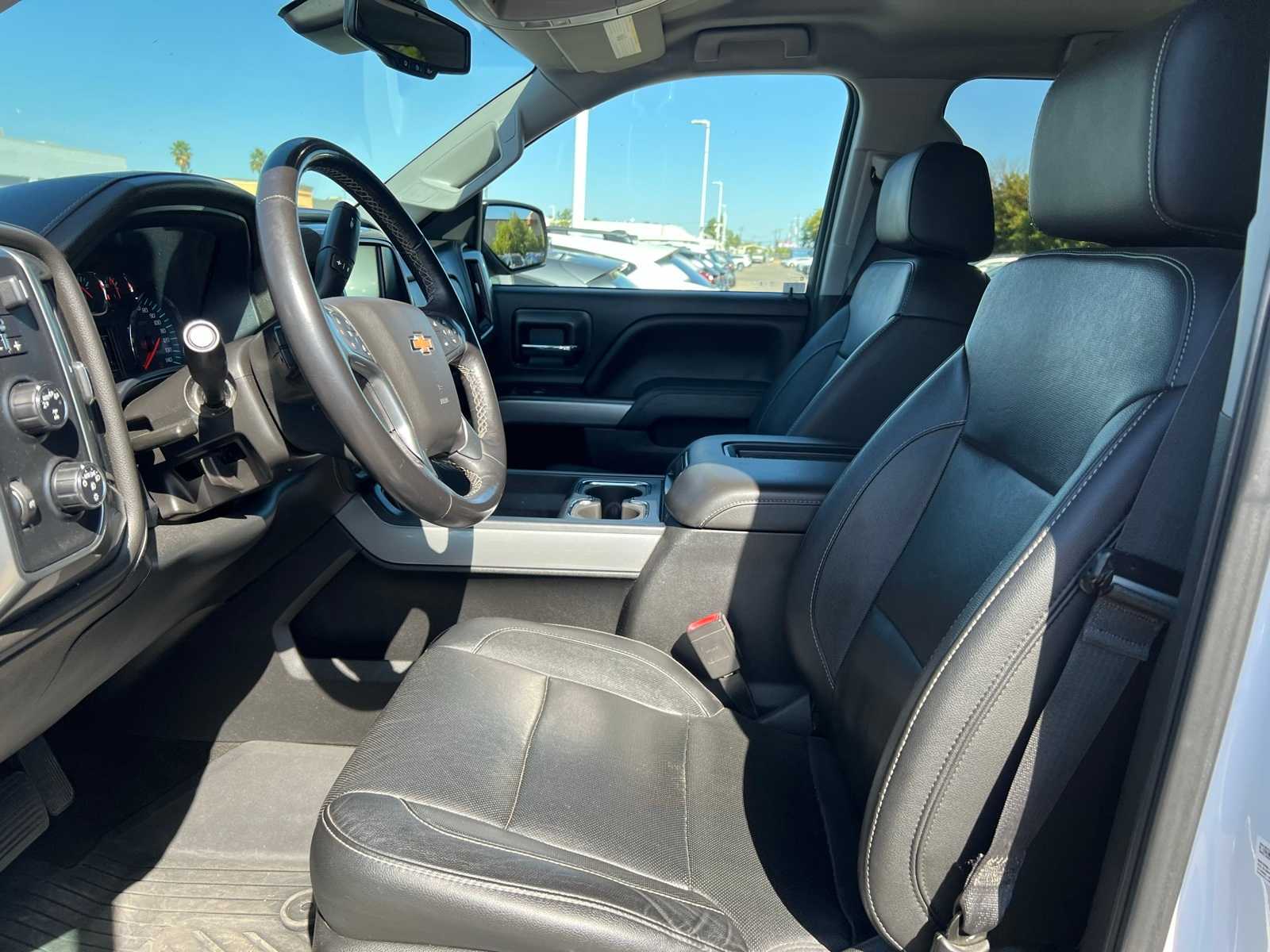 Thumbnail: 2018 Chevrolet Silverado 1500 - 13