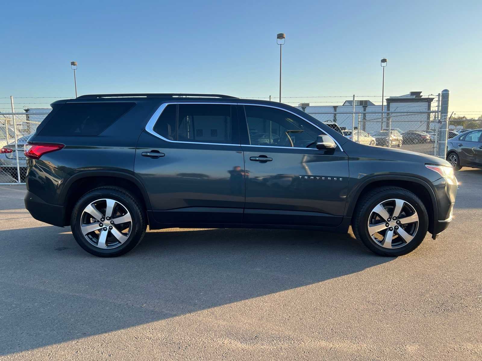 Thumbnail: 2019 Chevrolet Traverse - 10
