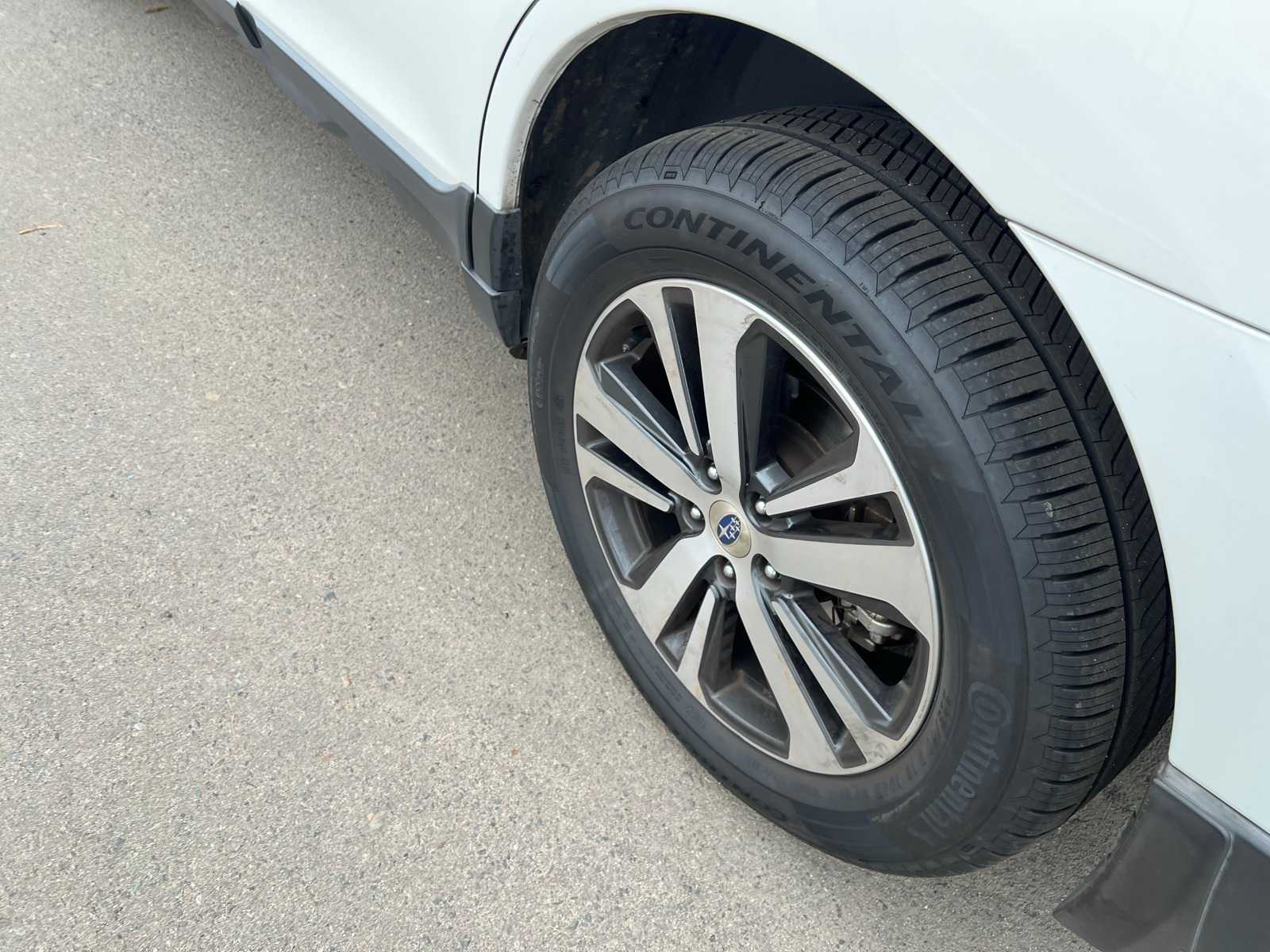 Thumbnail: 2018 Subaru Outback - 17