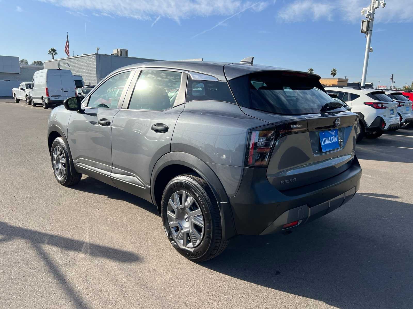 Thumbnail: 2025 Nissan Kicks - 3