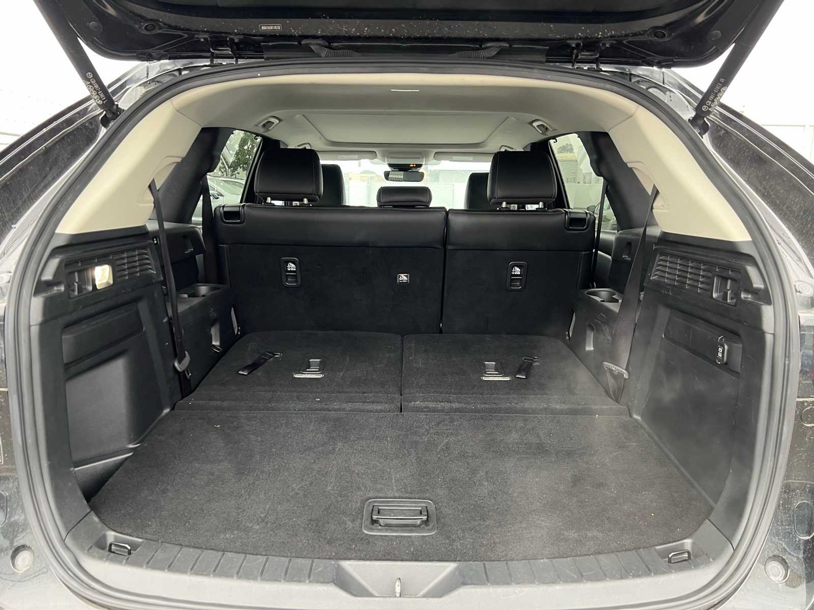 Thumbnail: 2024 Mazda CX-90 - 8