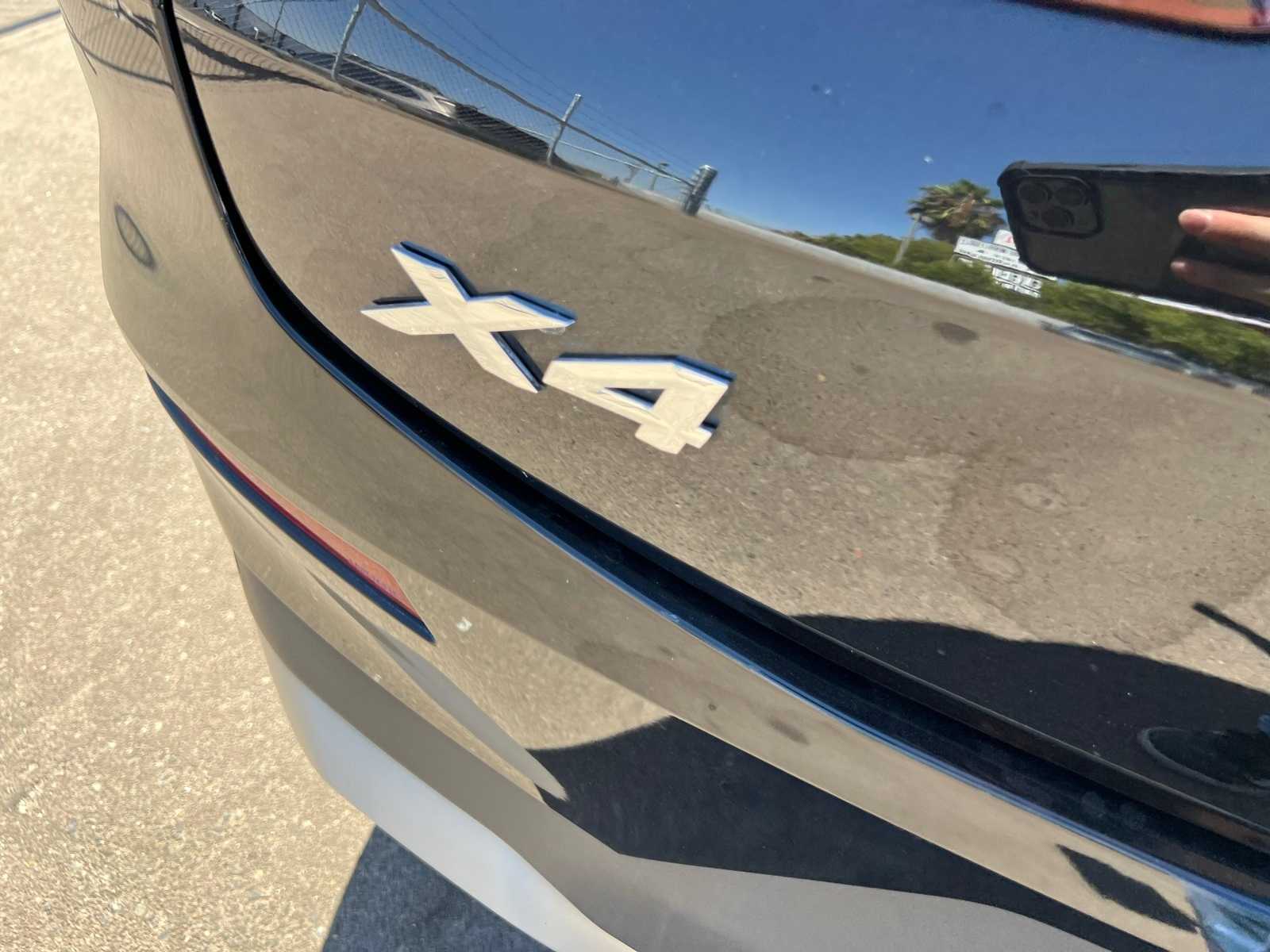 Thumbnail: 2023 BMW X4 - 5