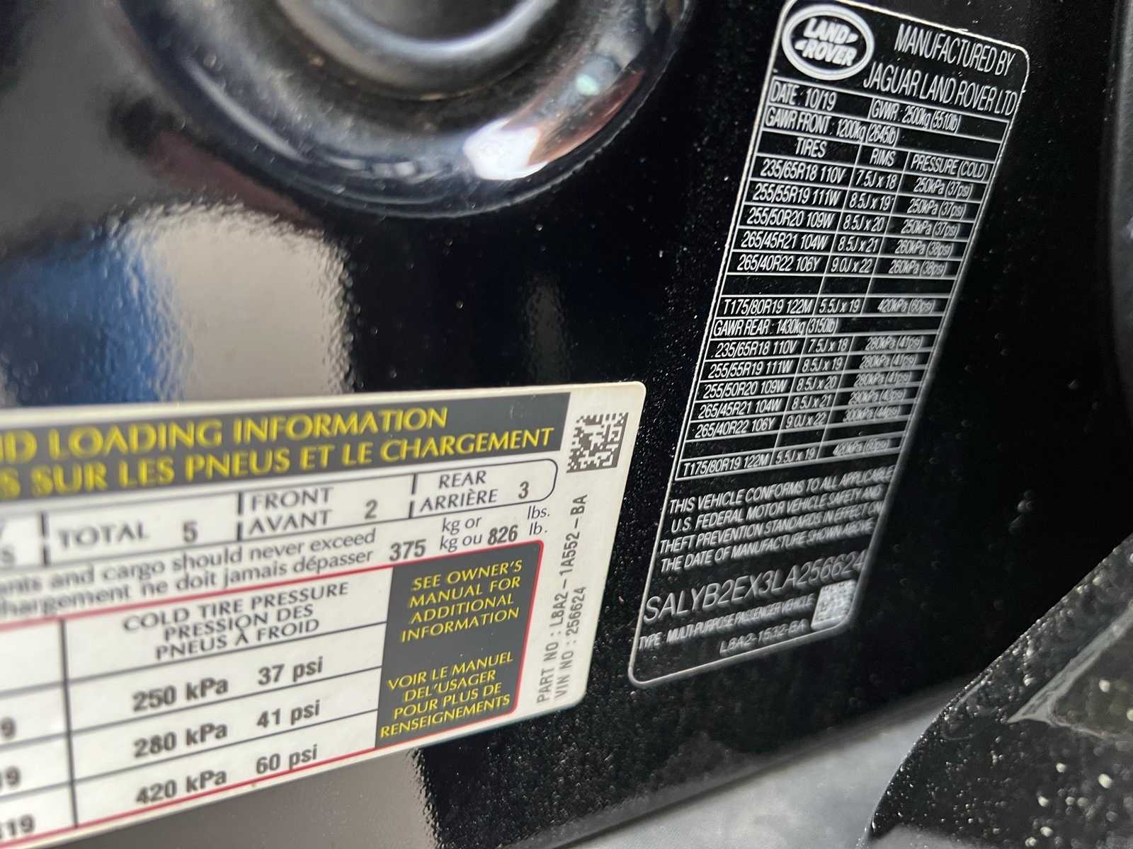 Thumbnail: 2020 Land Rover Range Rover Velar - 38