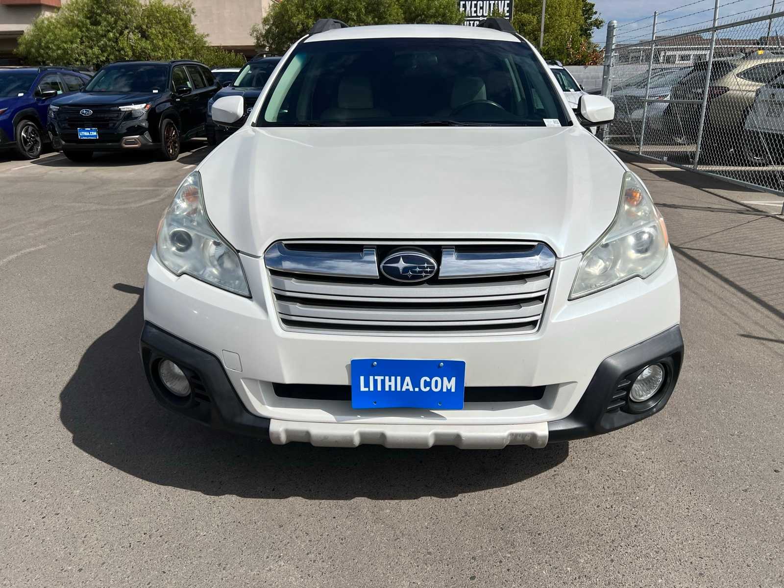 Thumbnail: 2014 Subaru Outback - 12
