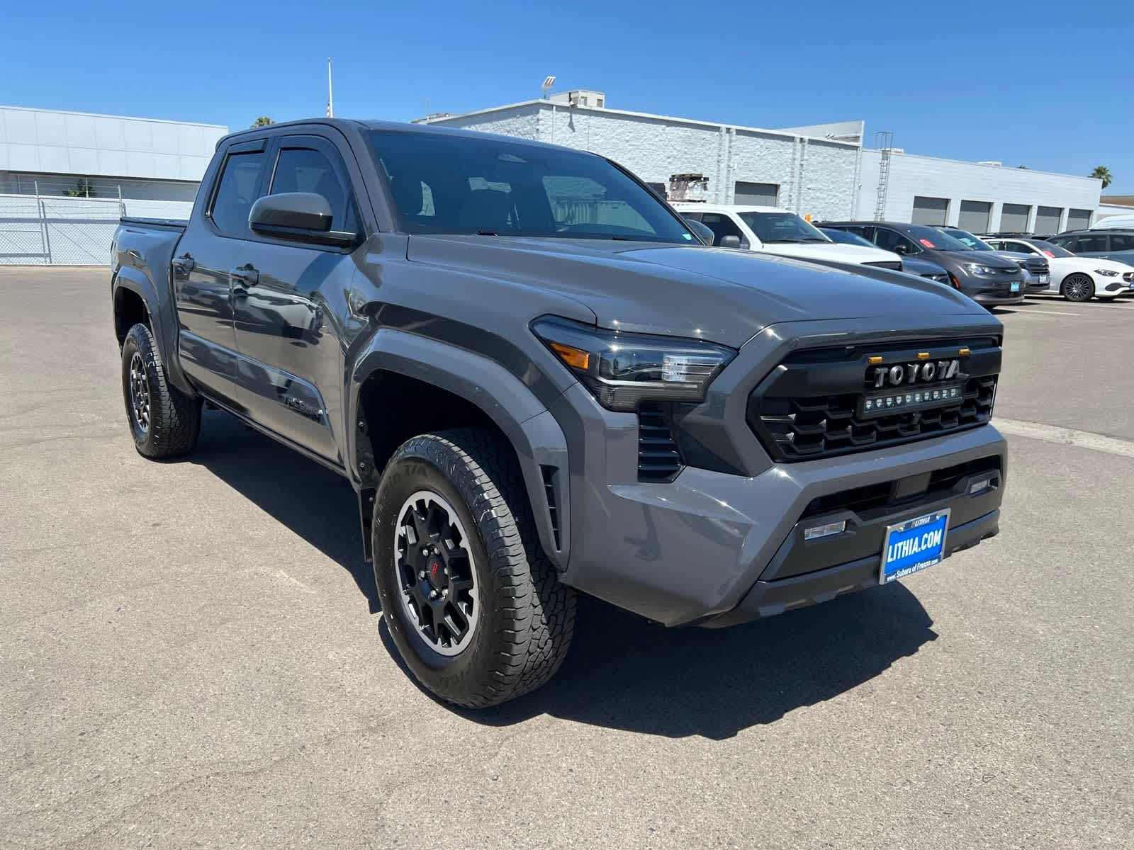 Thumbnail: 2025 Toyota Tacoma - 10